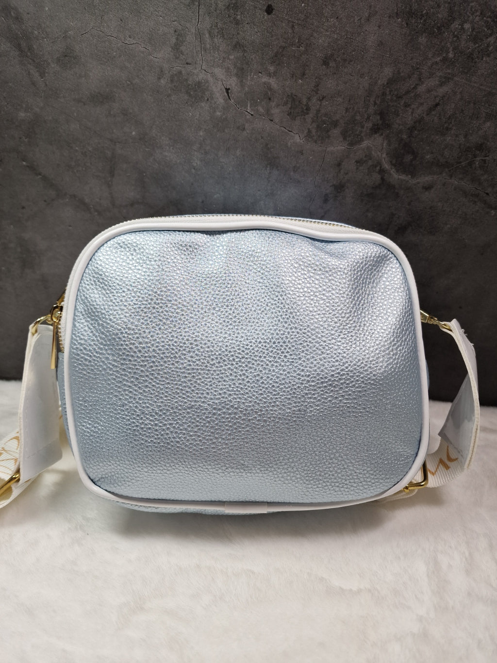 Massimo Contti - small, shoulder bag in light blue image 1
