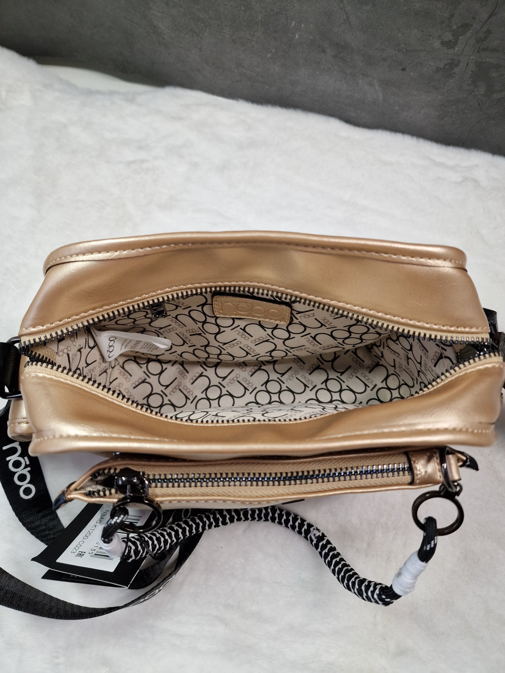 Nobo - small, gold  shoulder bag image 3