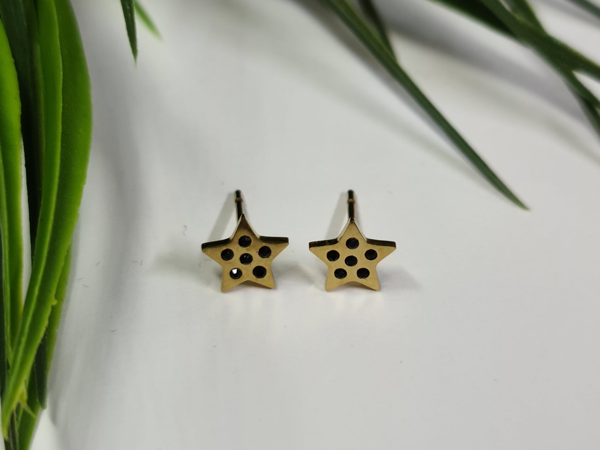 Christmas collection, star earrings image 0