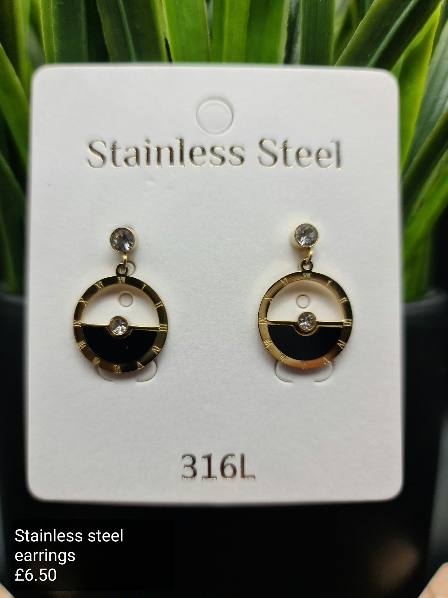 Trendy earrings image 0