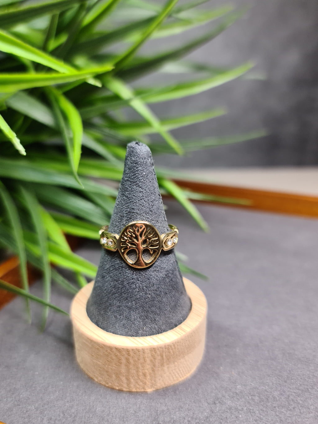 Tree of life ring image 0