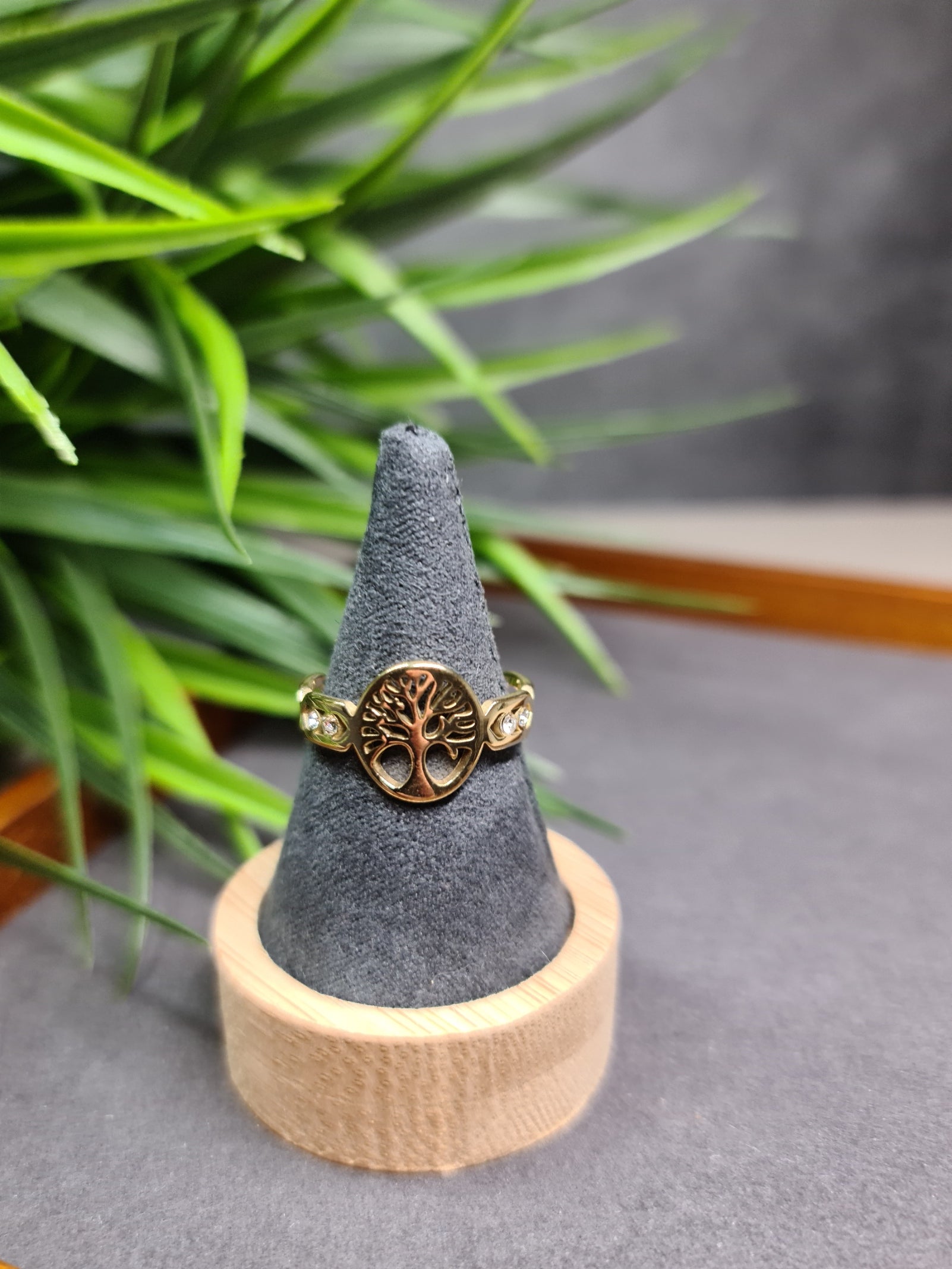 Tree of life ring image 0