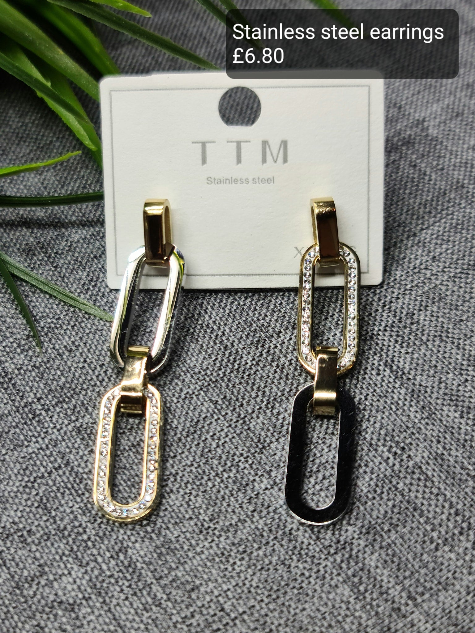 Stylish earrings image 0