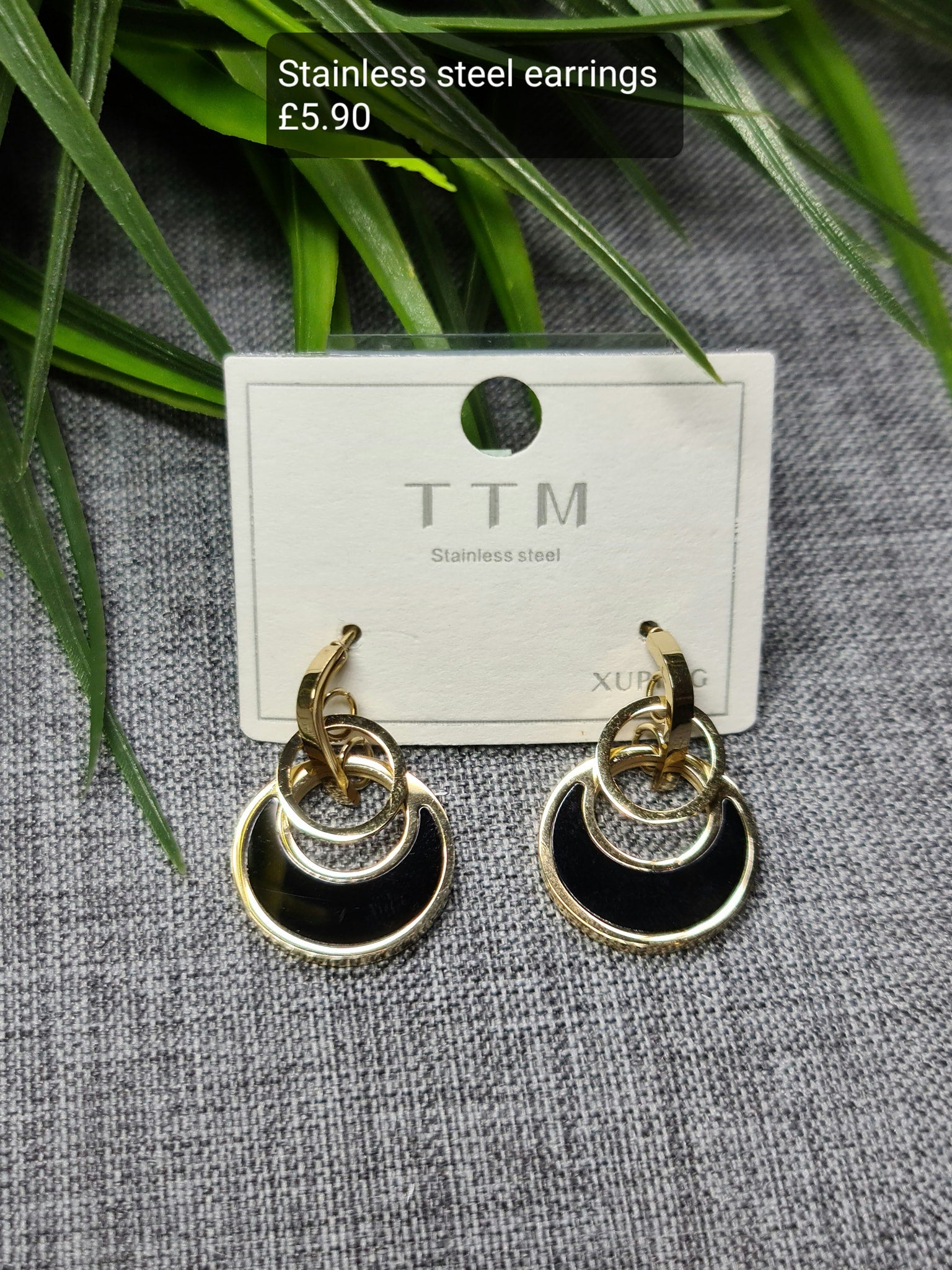 Stylish earrings image 0