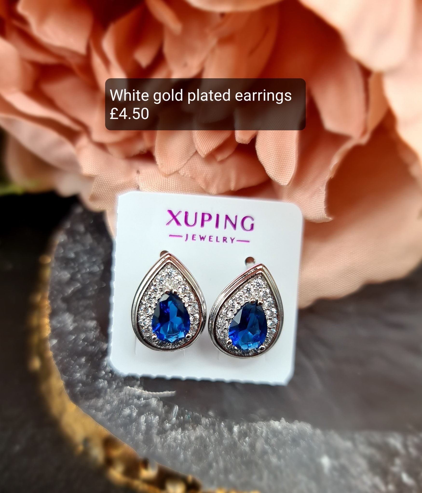 Elegant earrings image 0