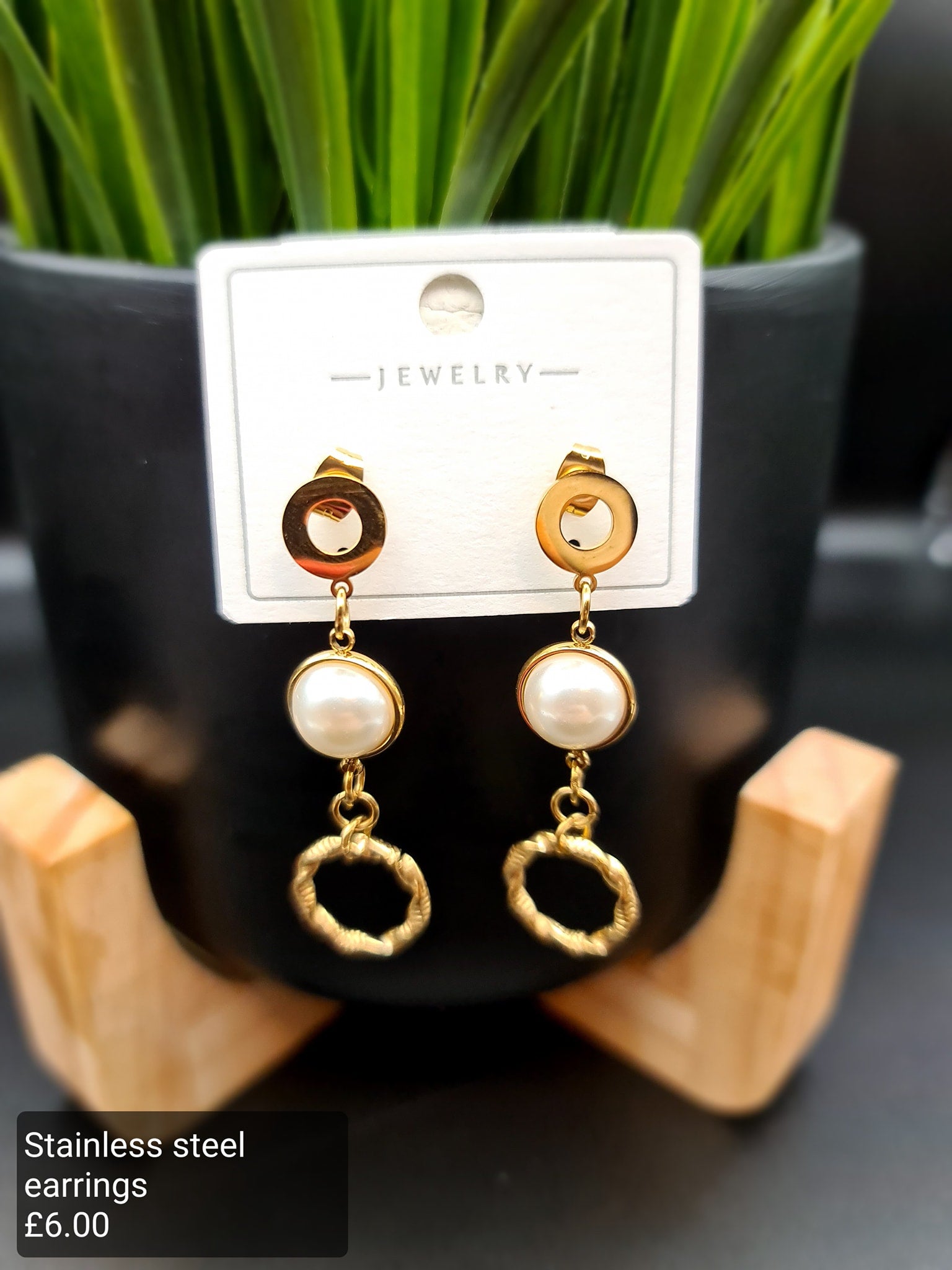 Elegant earrings image 0