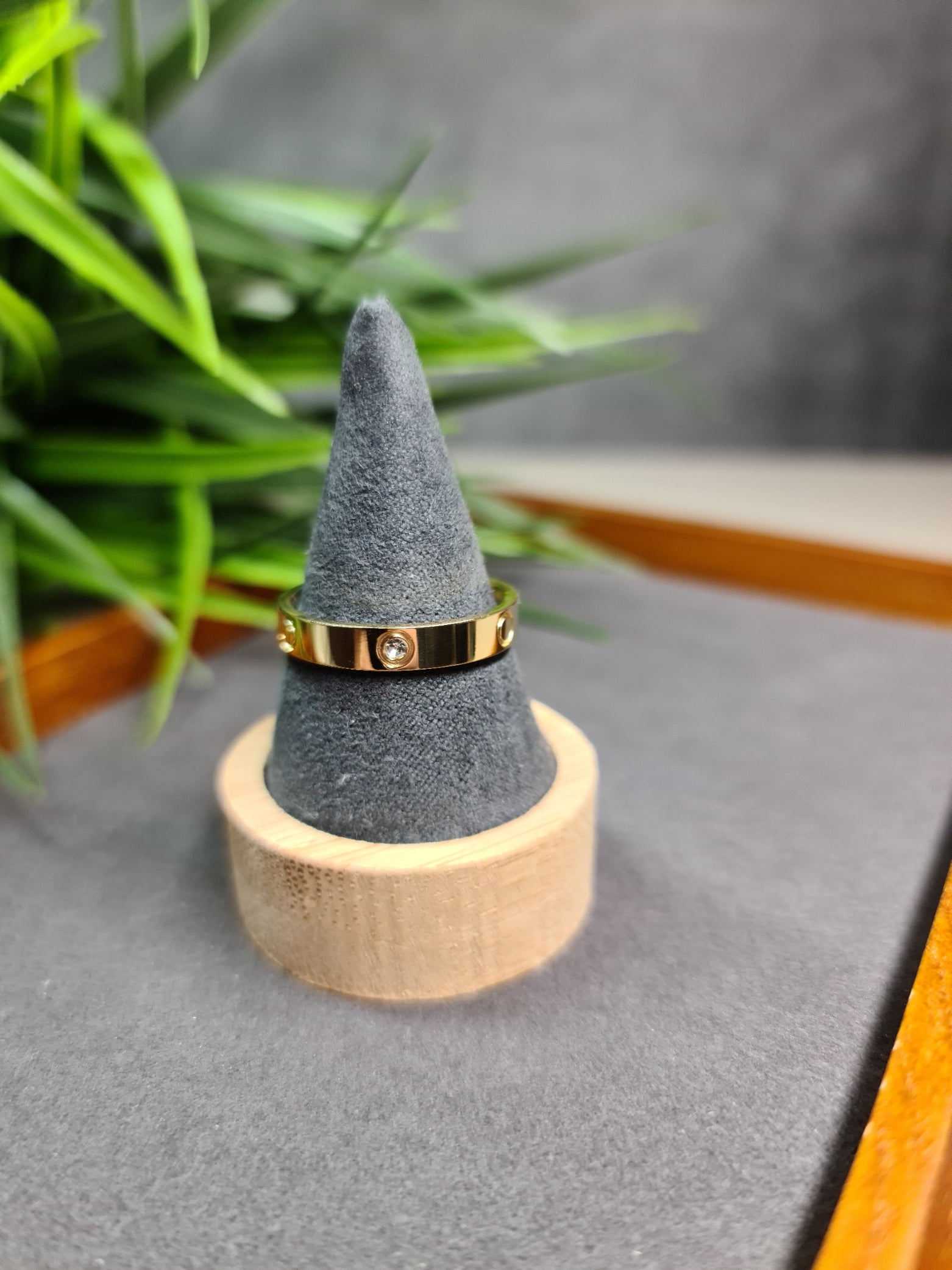 Trendy wedding ring image 0