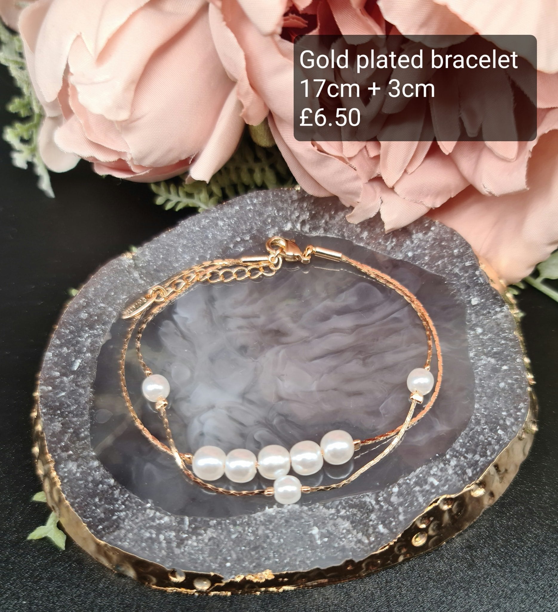 Pearl bracelet image 0