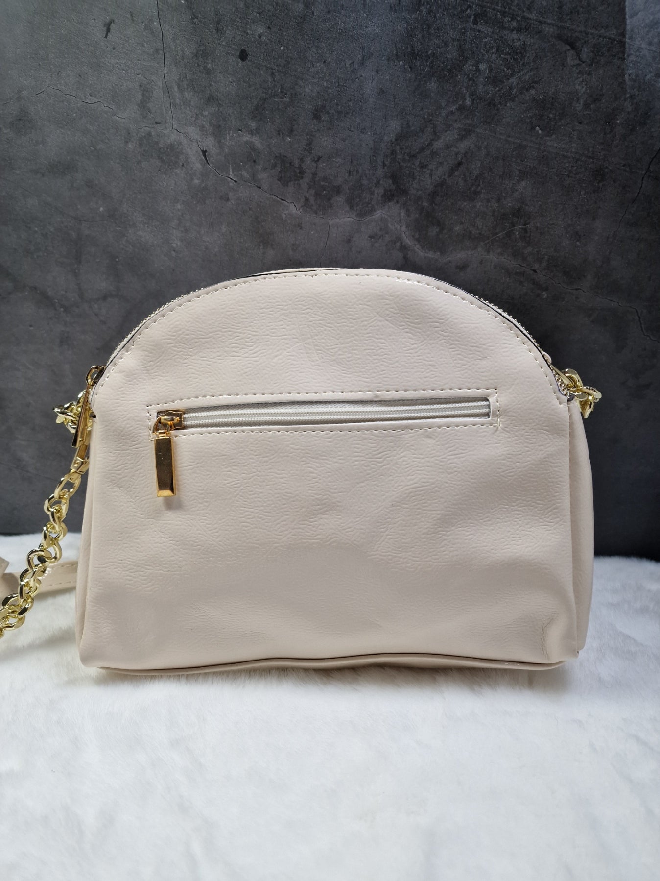Laura Biaggi small, cross body bag in cream READ DESCRIPTION image 1