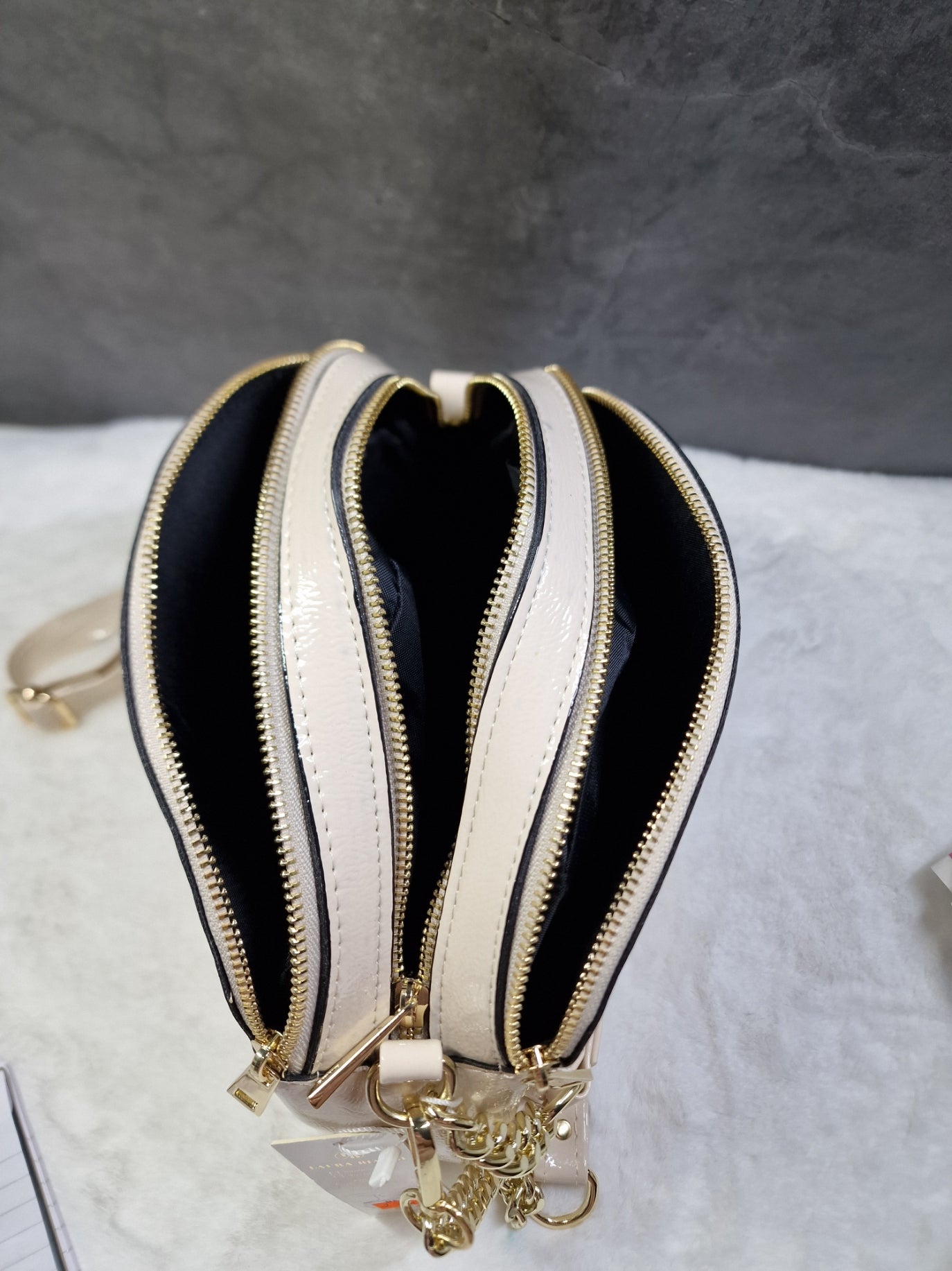 Laura Biaggi small, cross body bag in cream READ DESCRIPTION image 2