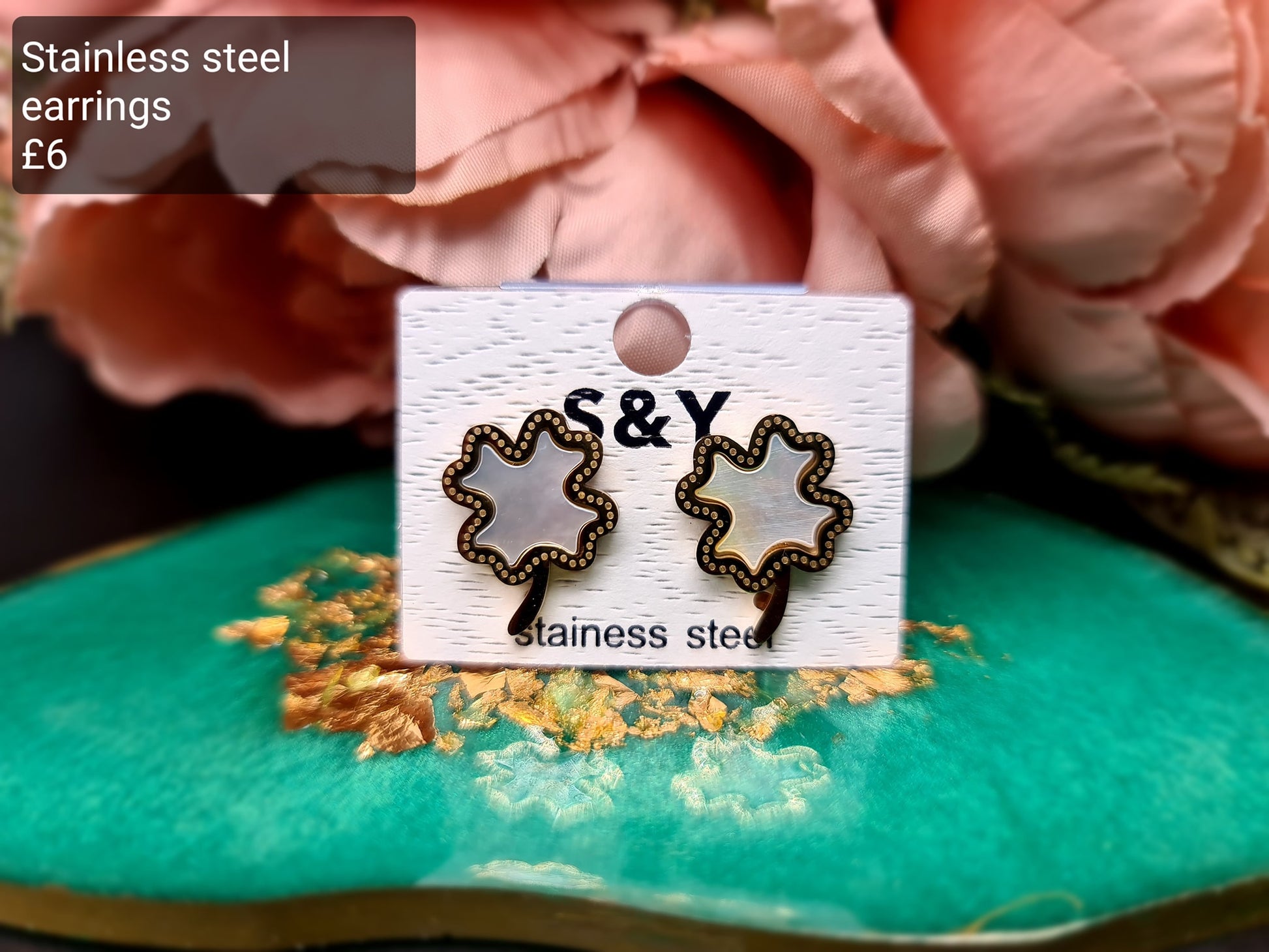 Clover earrings image 0