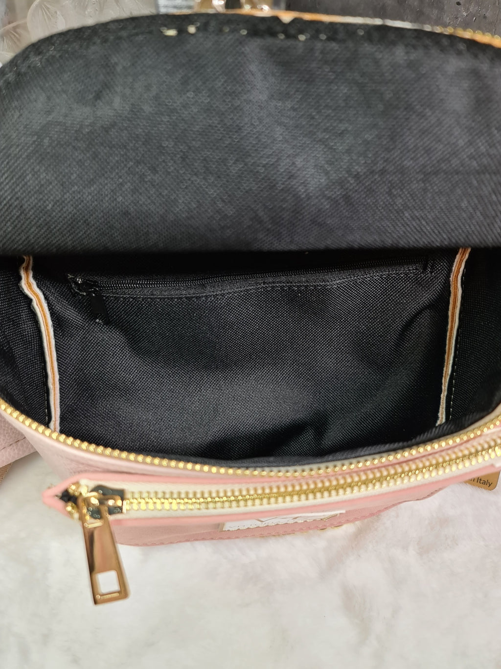 Vittoria Lucca, baby pink handbag image 2