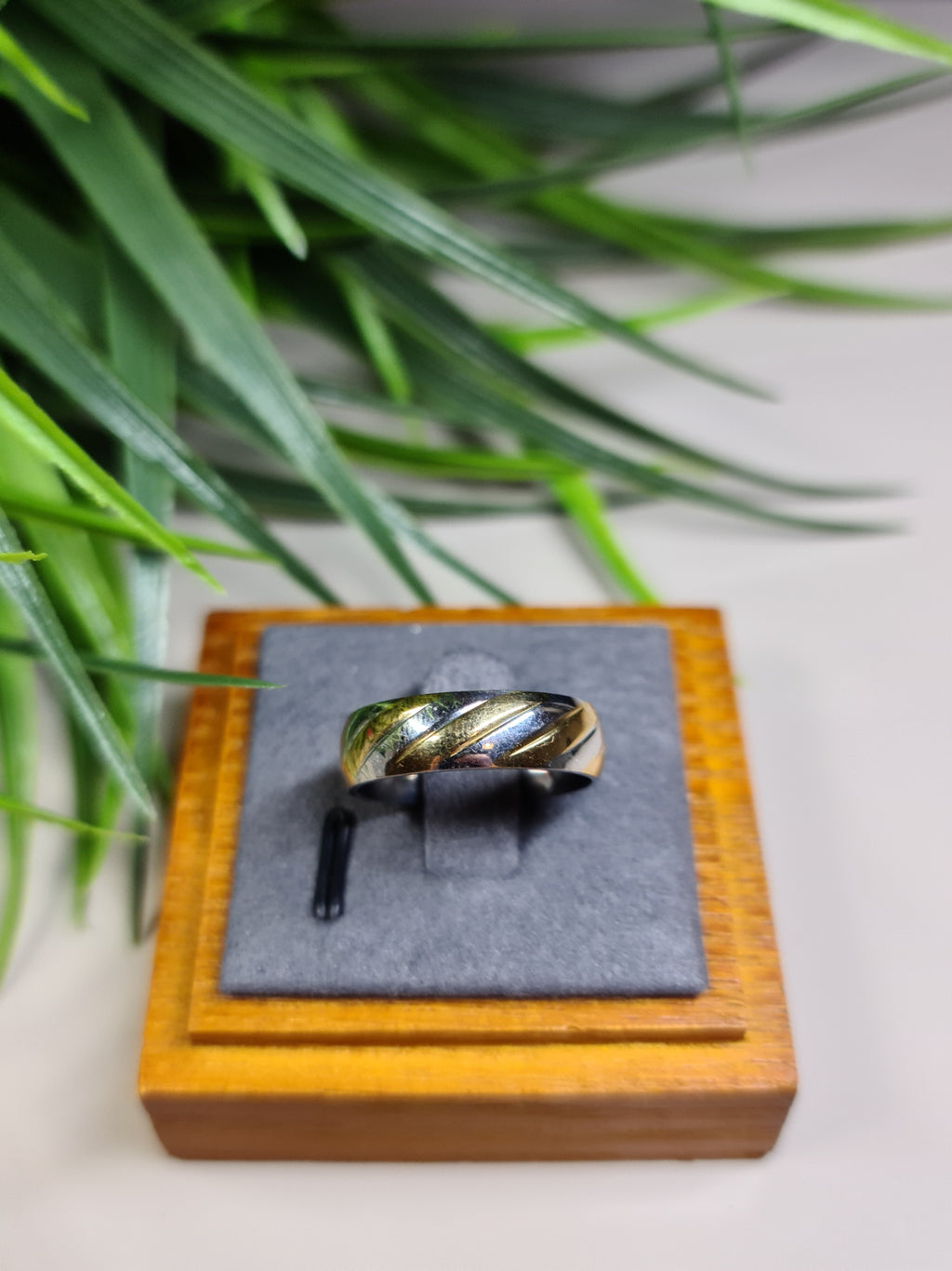 Gold, silver ring image 0