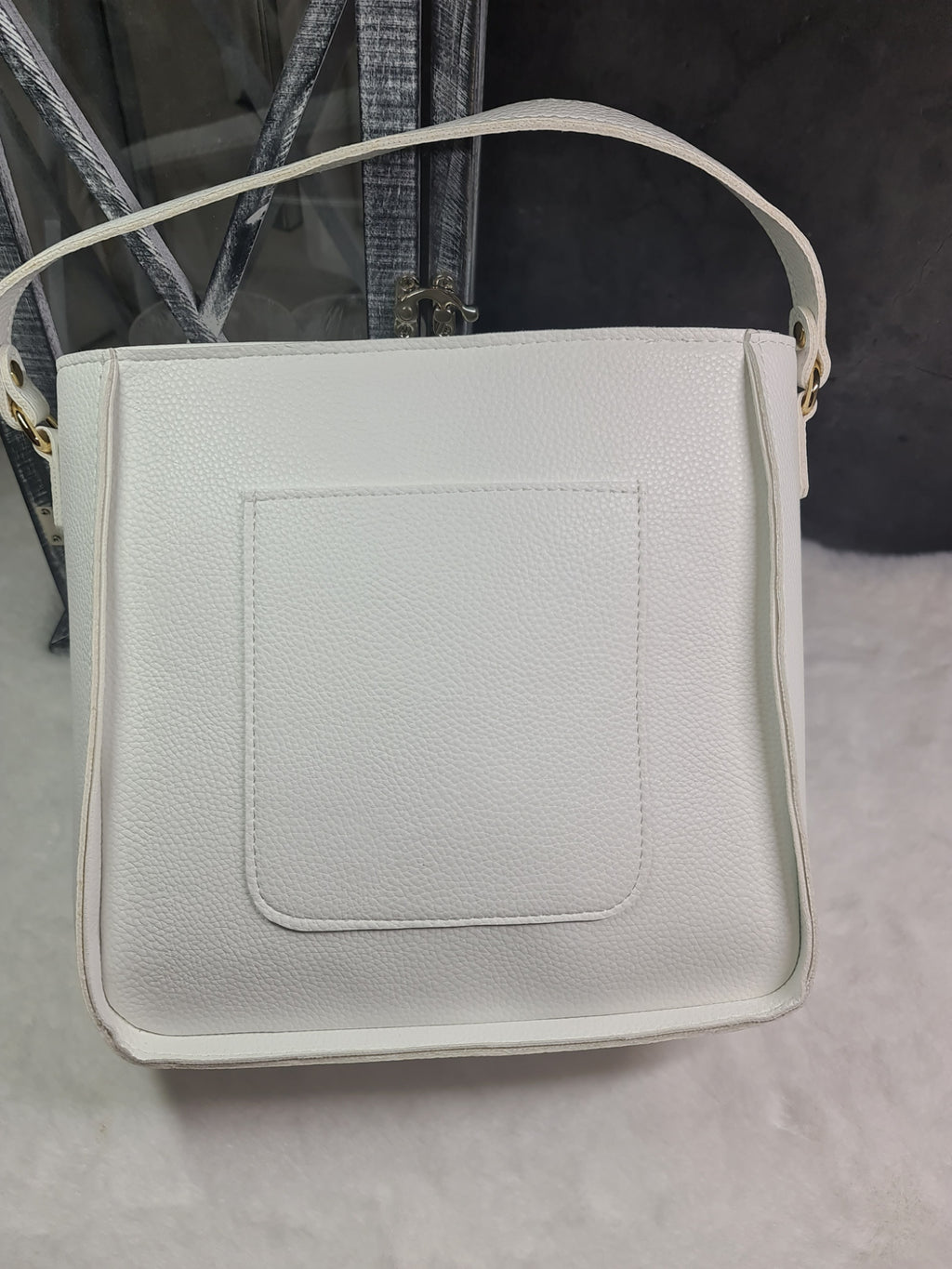 Vittoria Lucca white handbag image 1