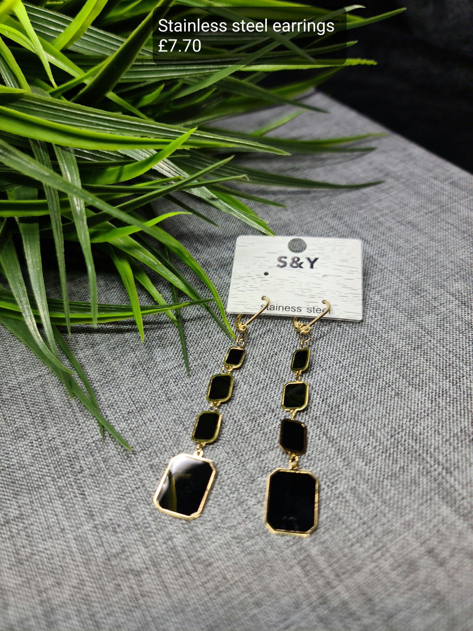 Stylish earrings image 0