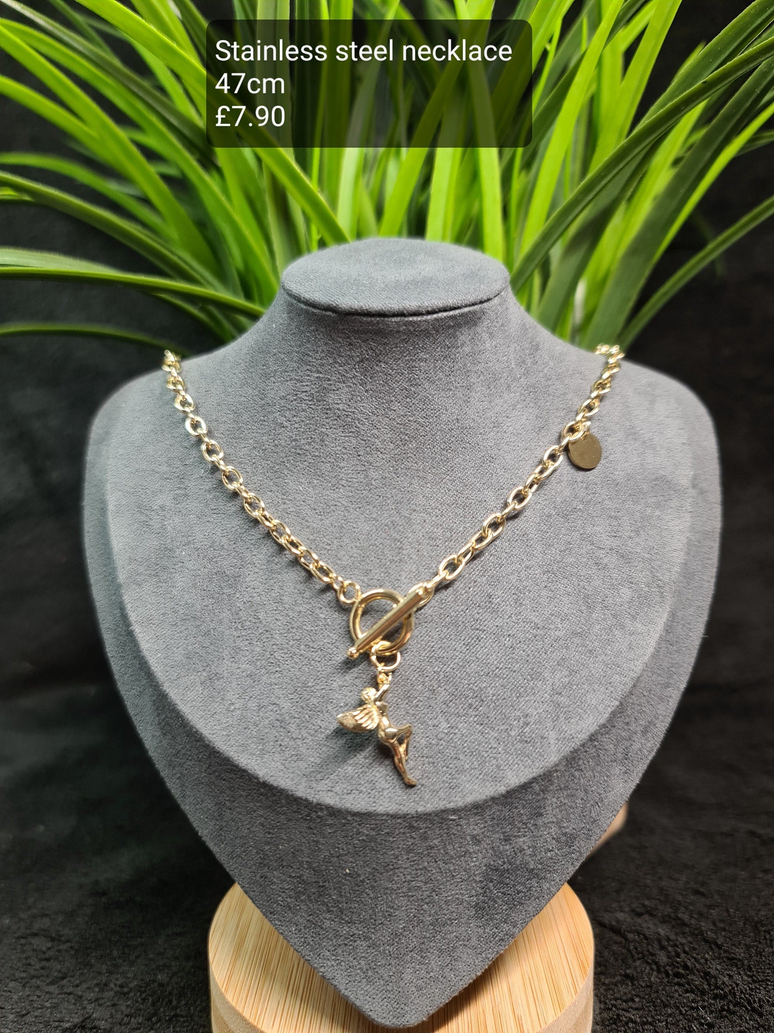 Angel necklace image 0