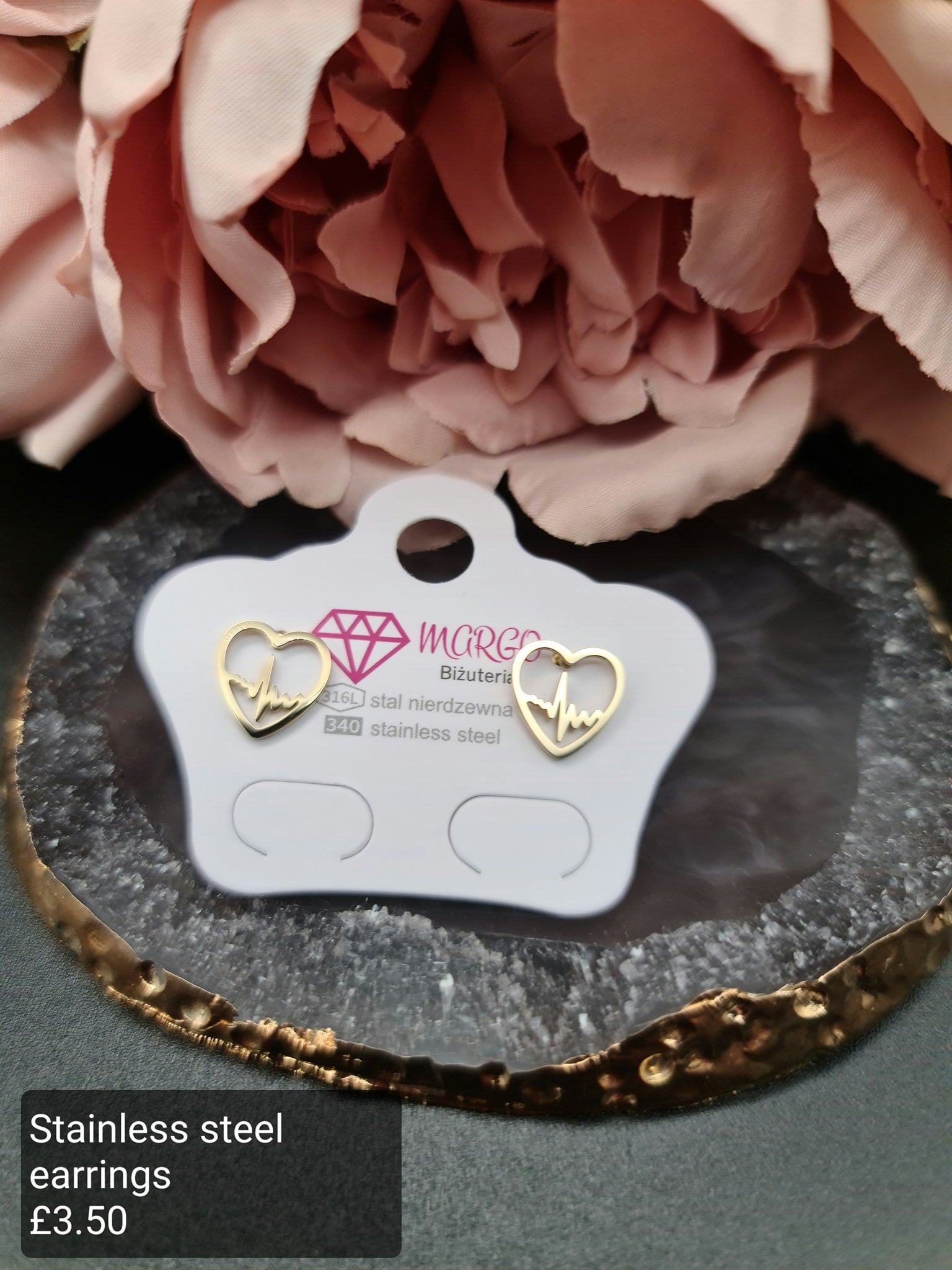 Heart line earrings image 0