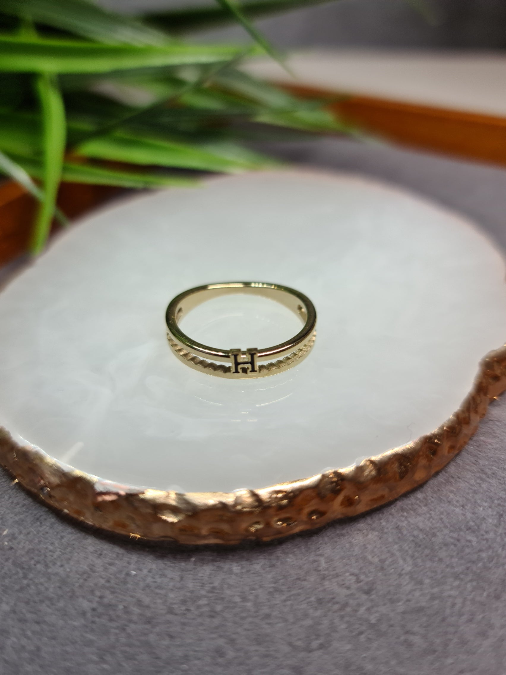 H letter ring image 1