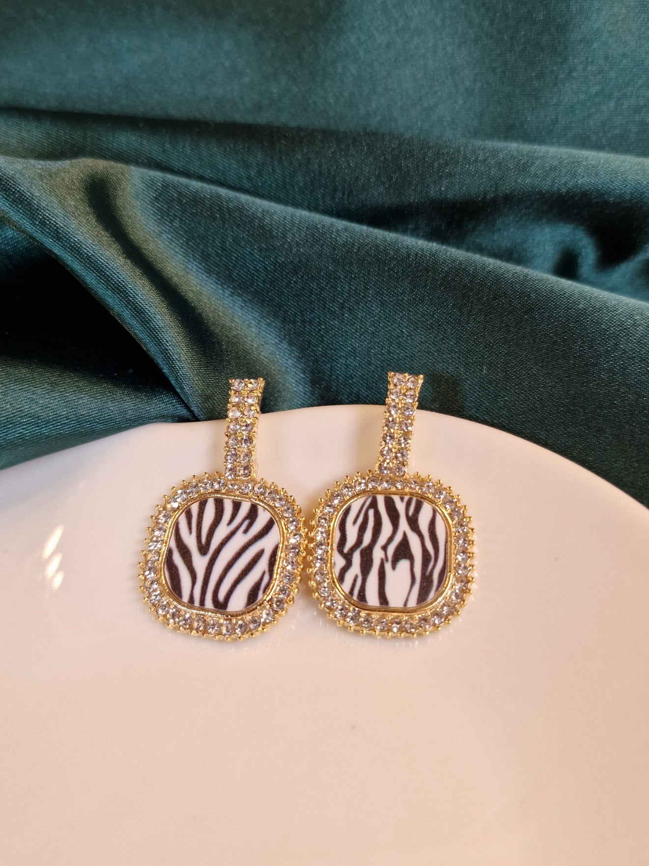 Zebra print earrings image 0