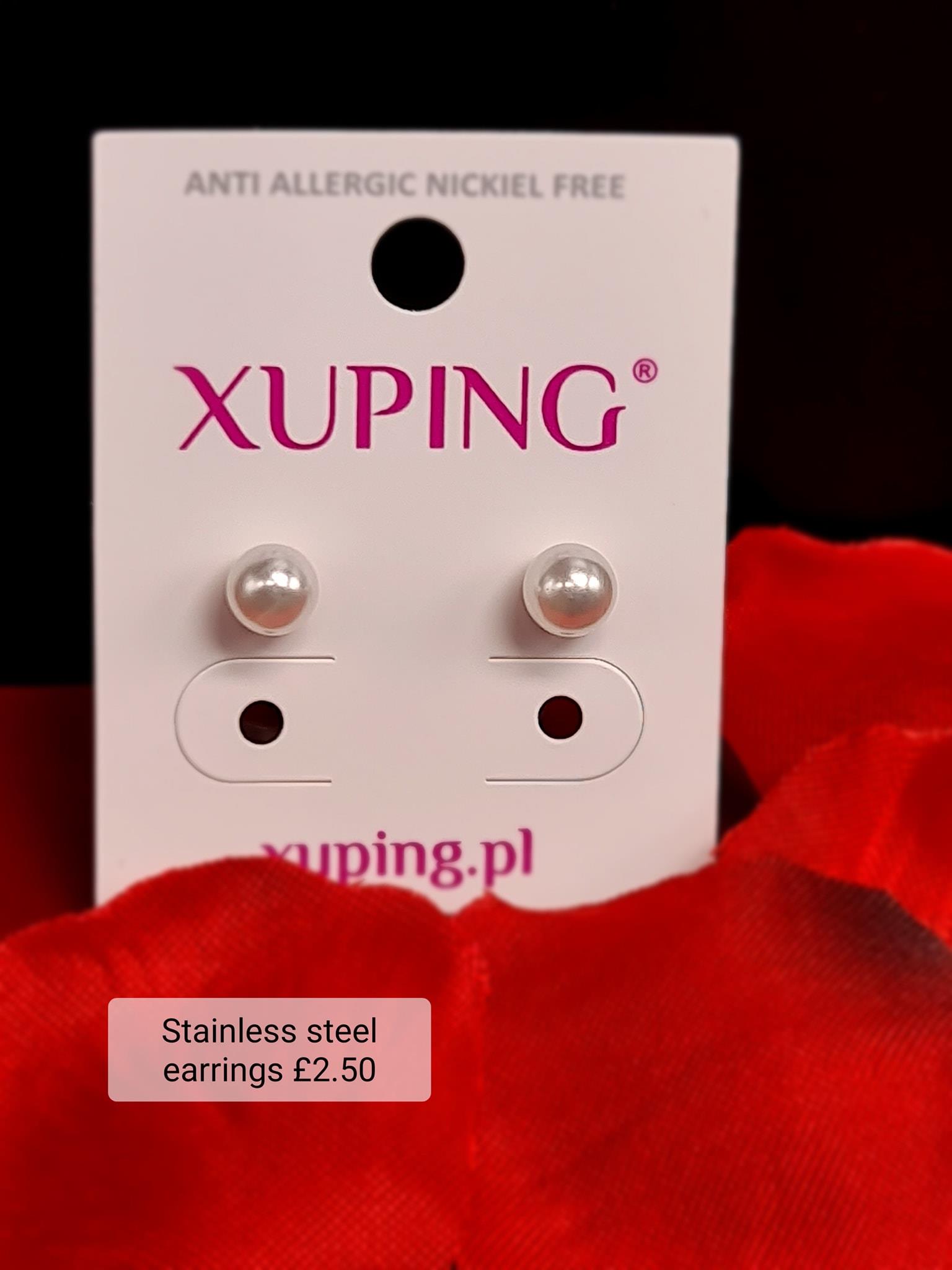 Pearl earrings image 0