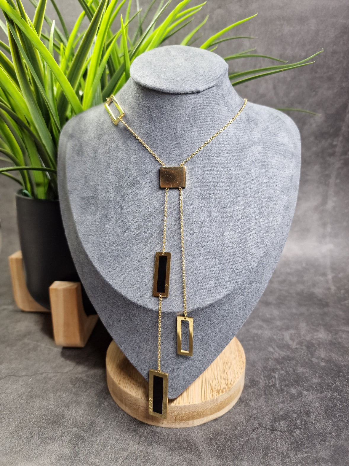 Stylish rectangles necklace image 0