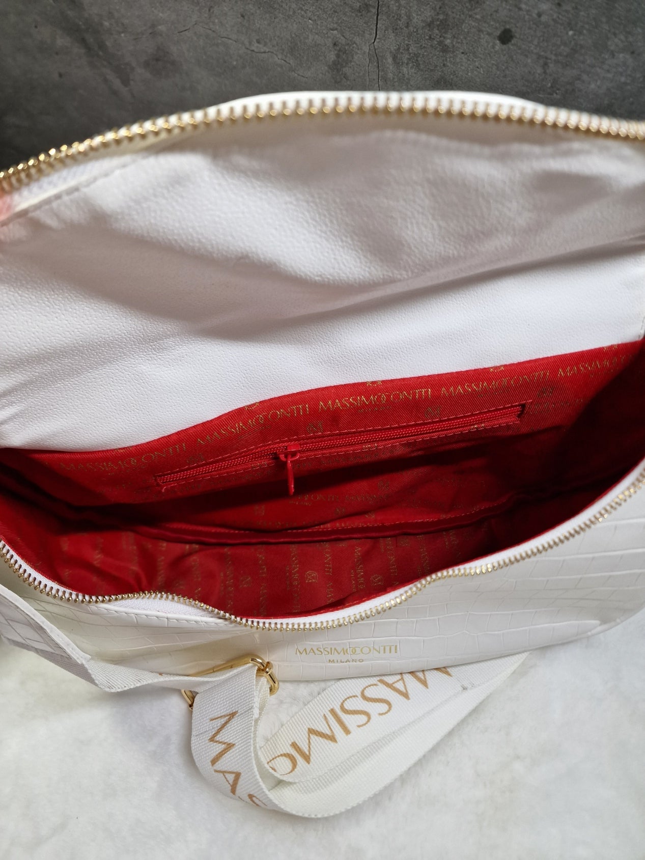 Massimo Contti cross body bag in white image 1