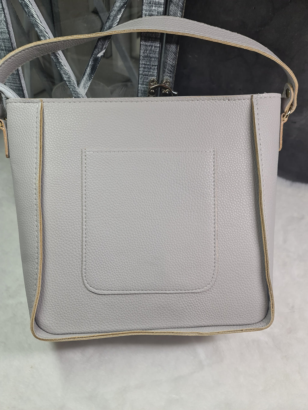Vittoria Lucca grey handbag image 1