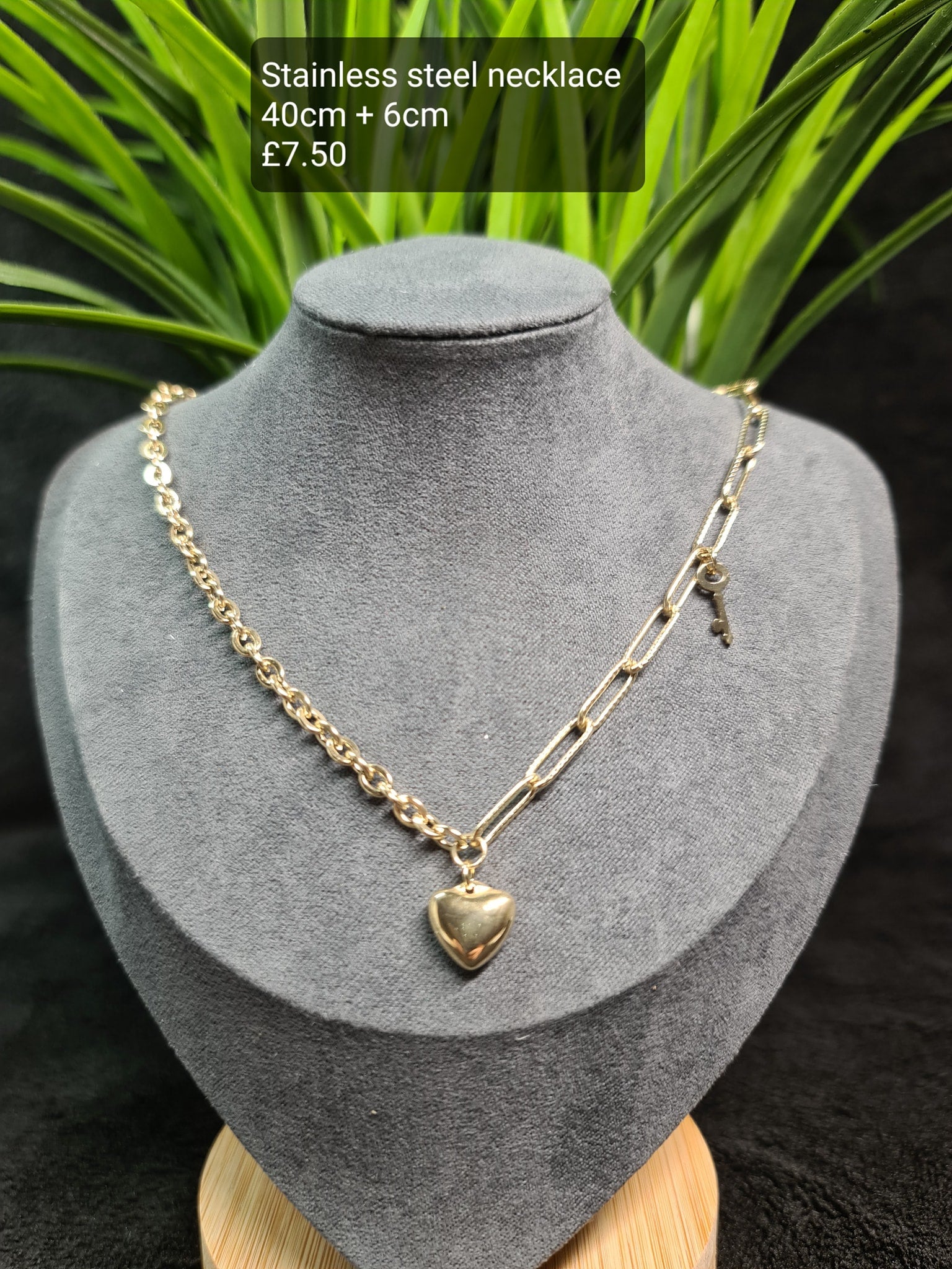 Heart, key necklace image 0