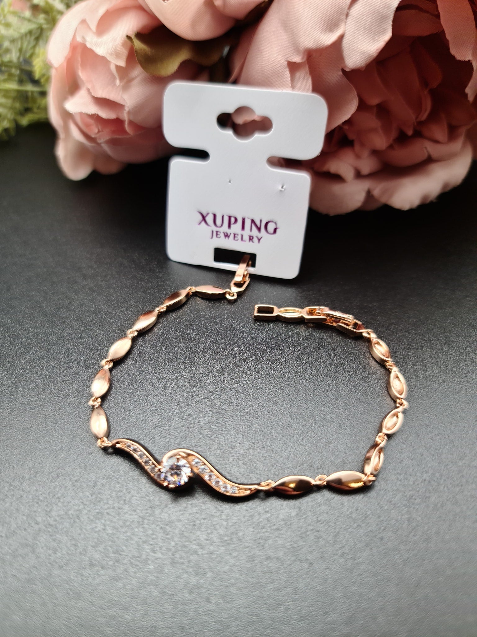 Elegant bracelet image 0