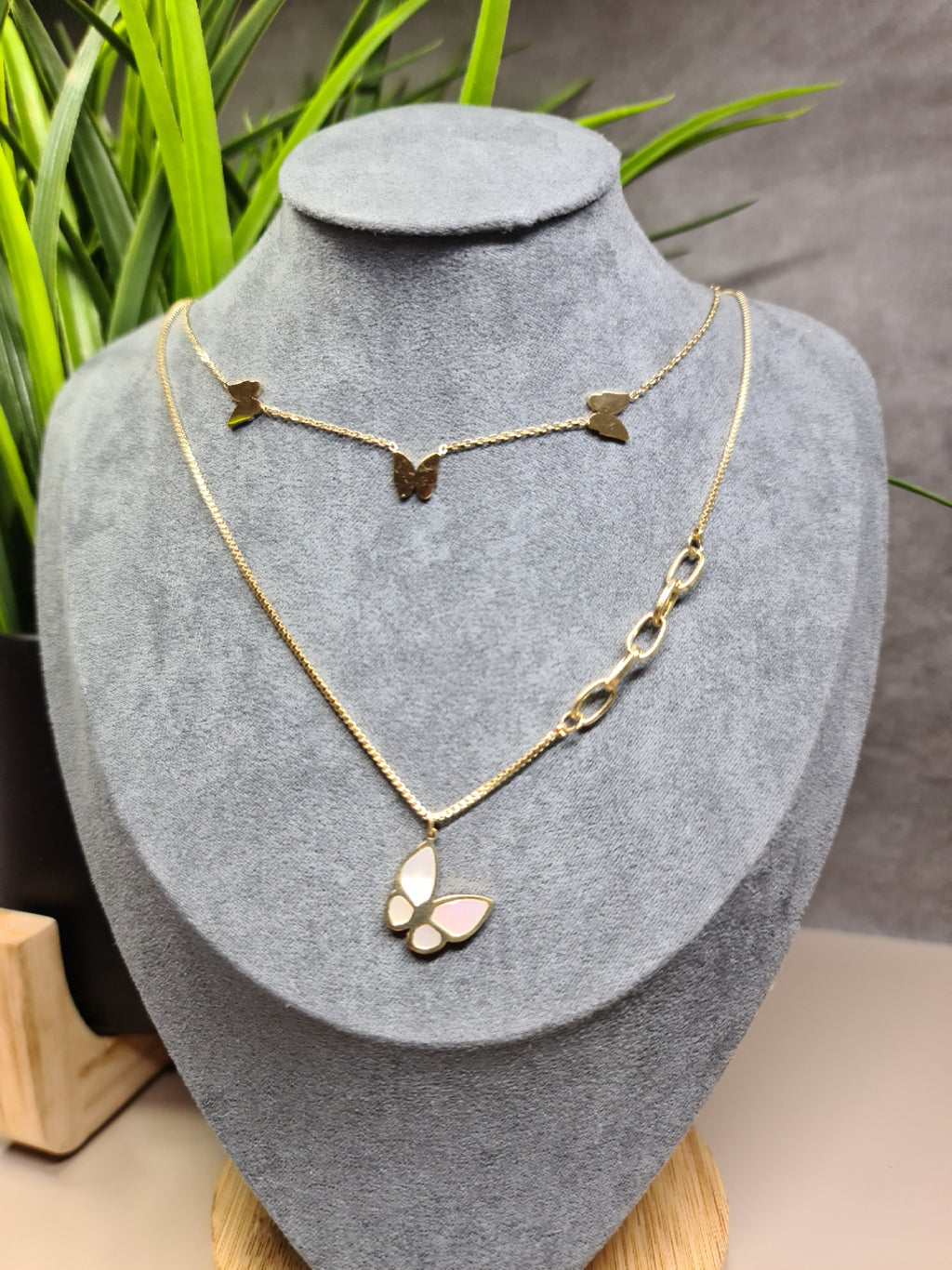 Double layer, butterflies necklace image 0