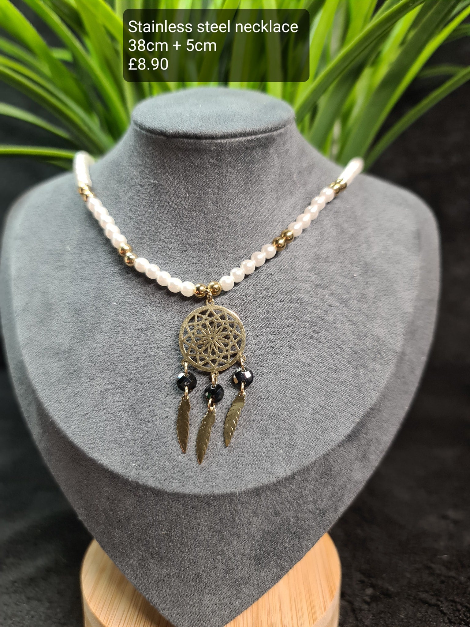 Dream catcher necklace image 0