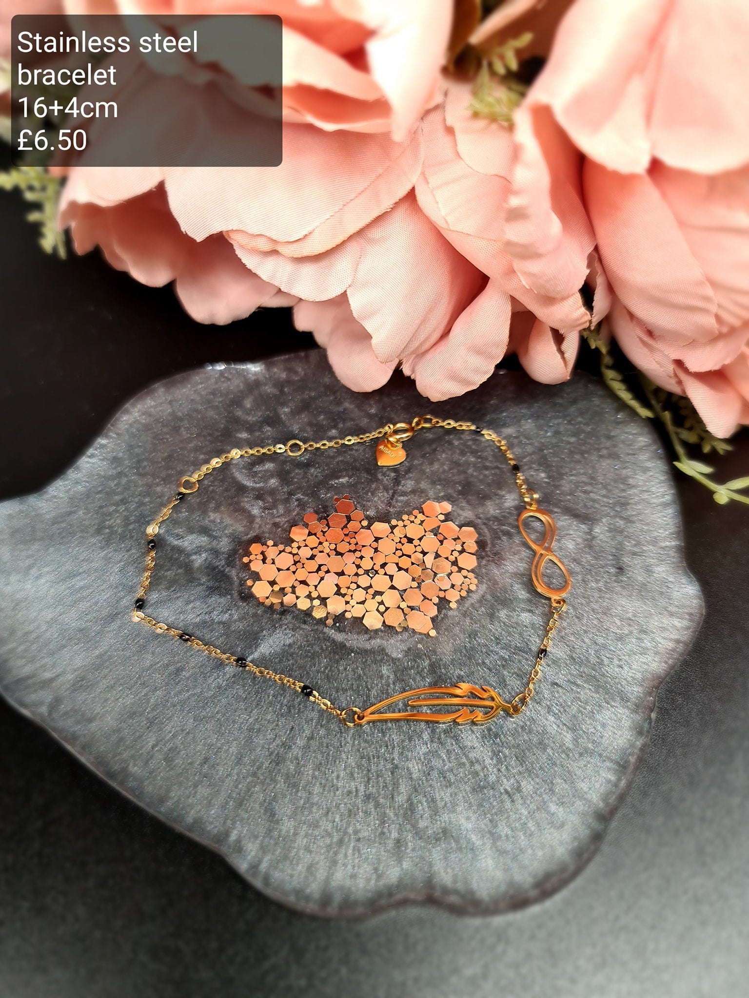 Feather bracelet image 0