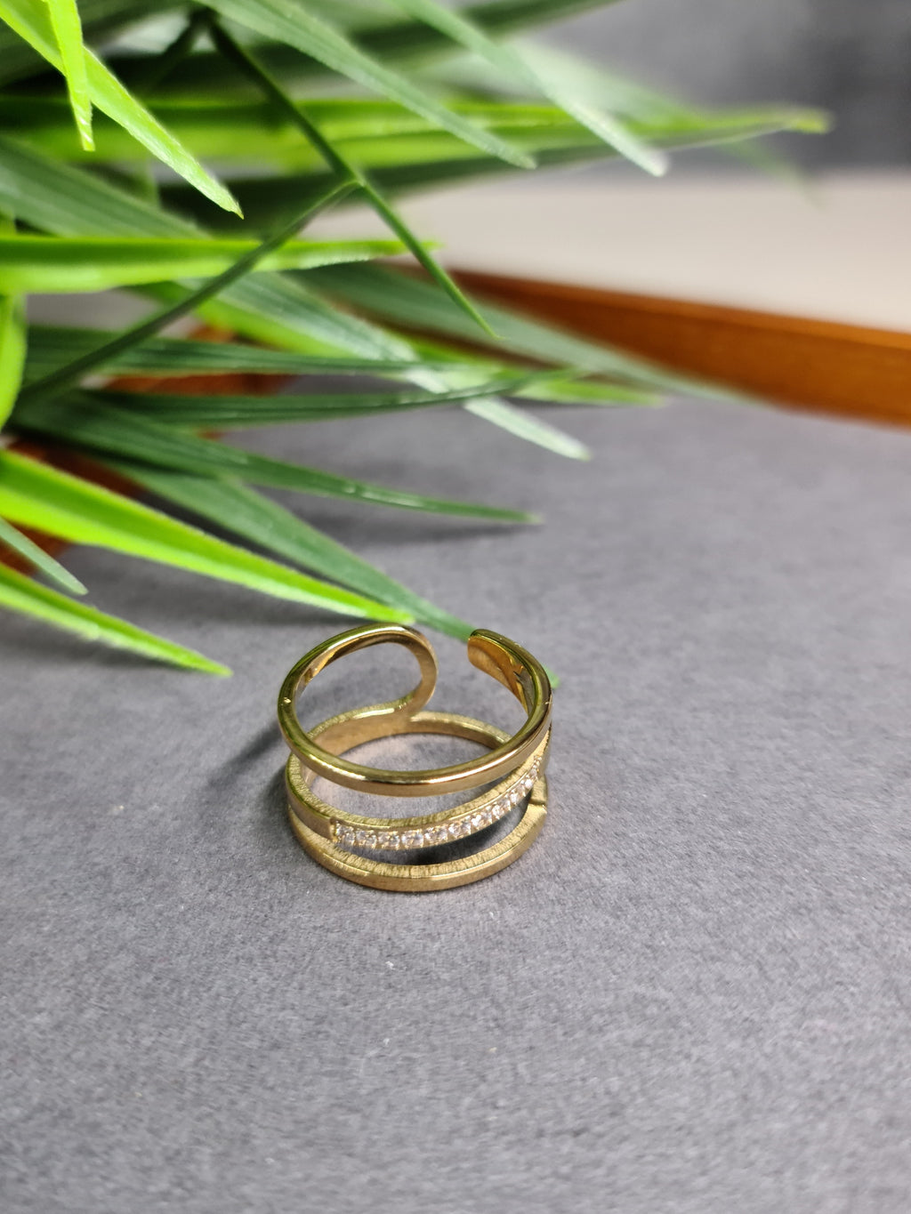 Diamante ring image 1