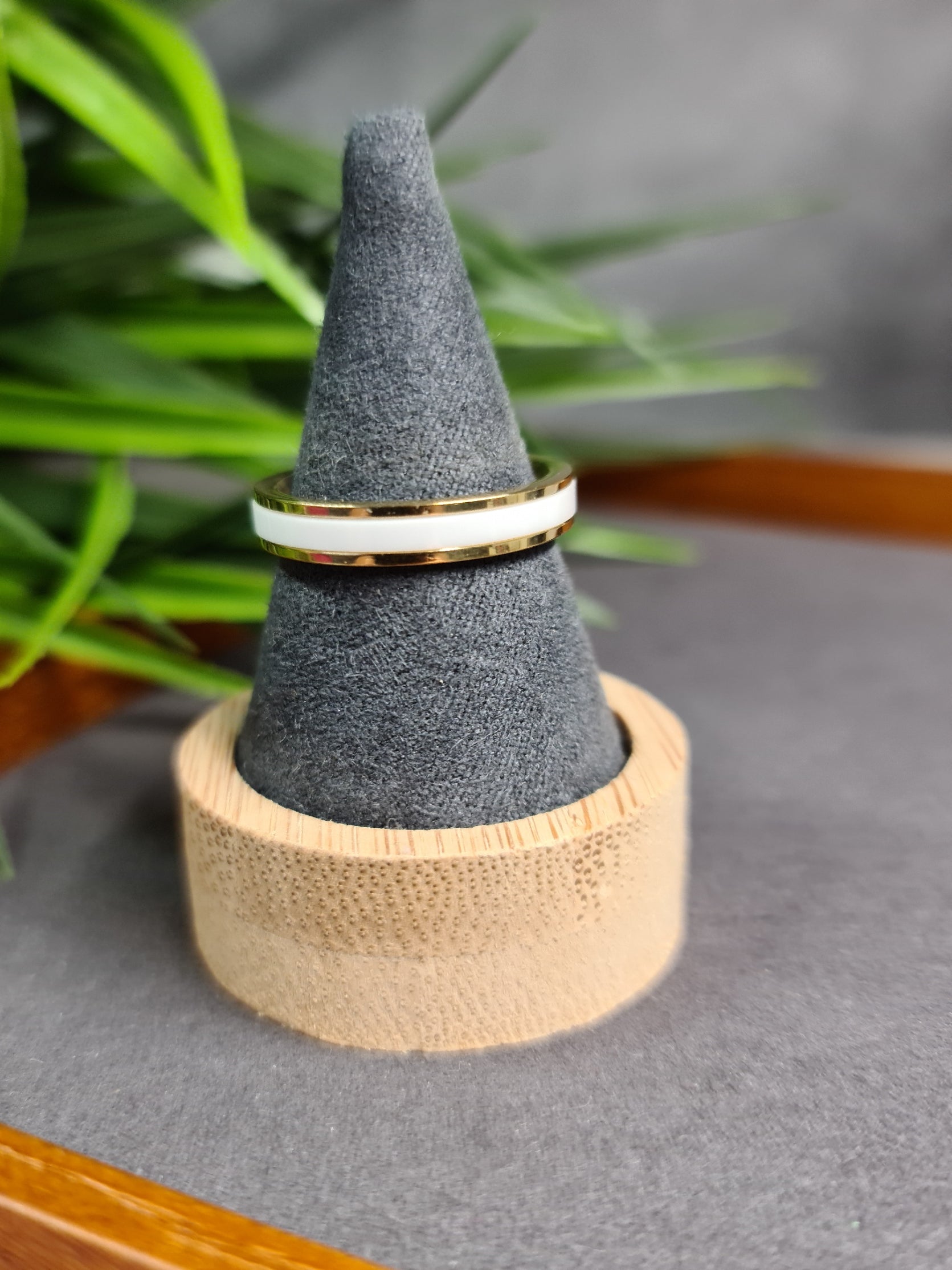 Wedding ring image 0