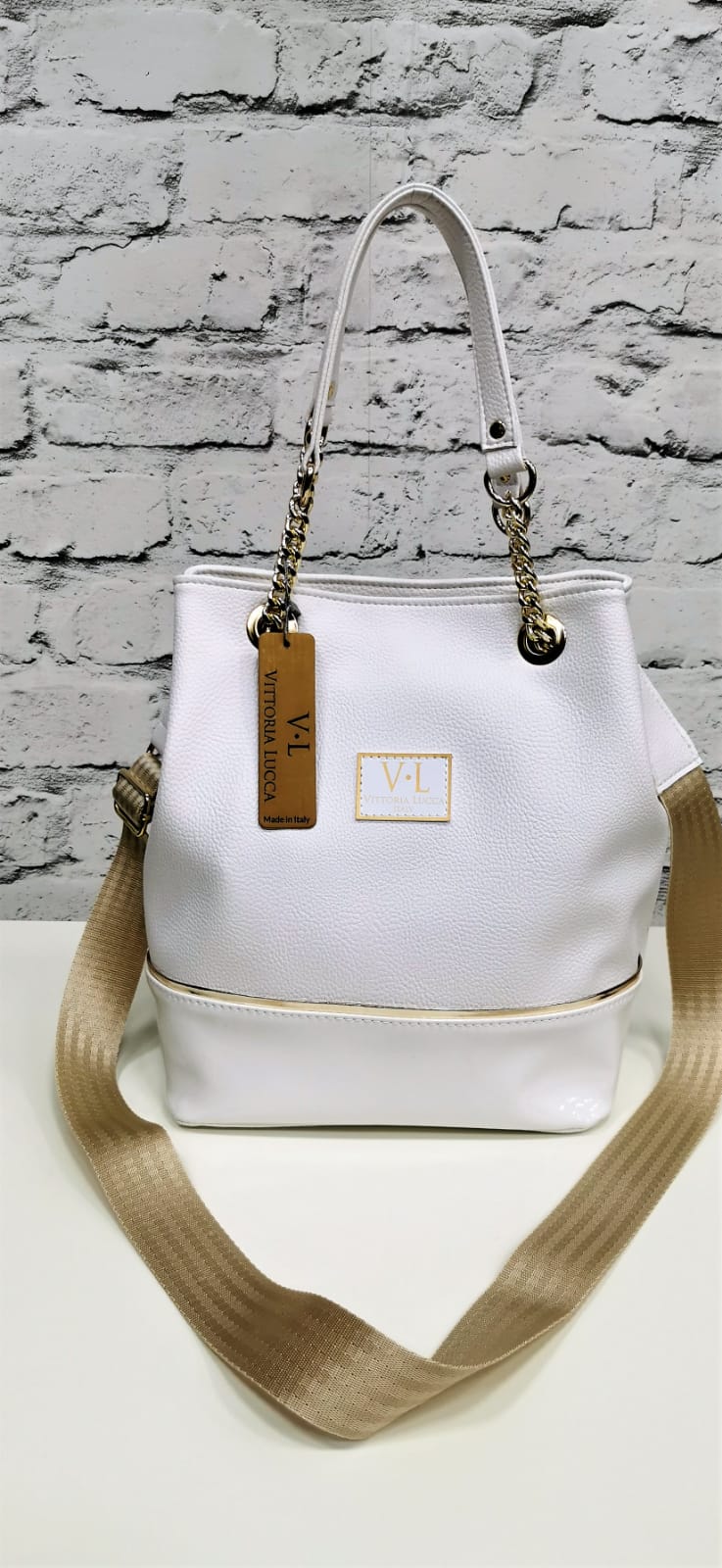 Vittoria Lucca white handbag image 0