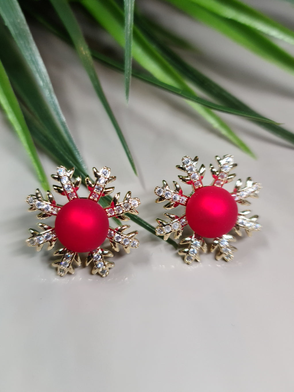 Christmas collection, snowflakes earrings image 0