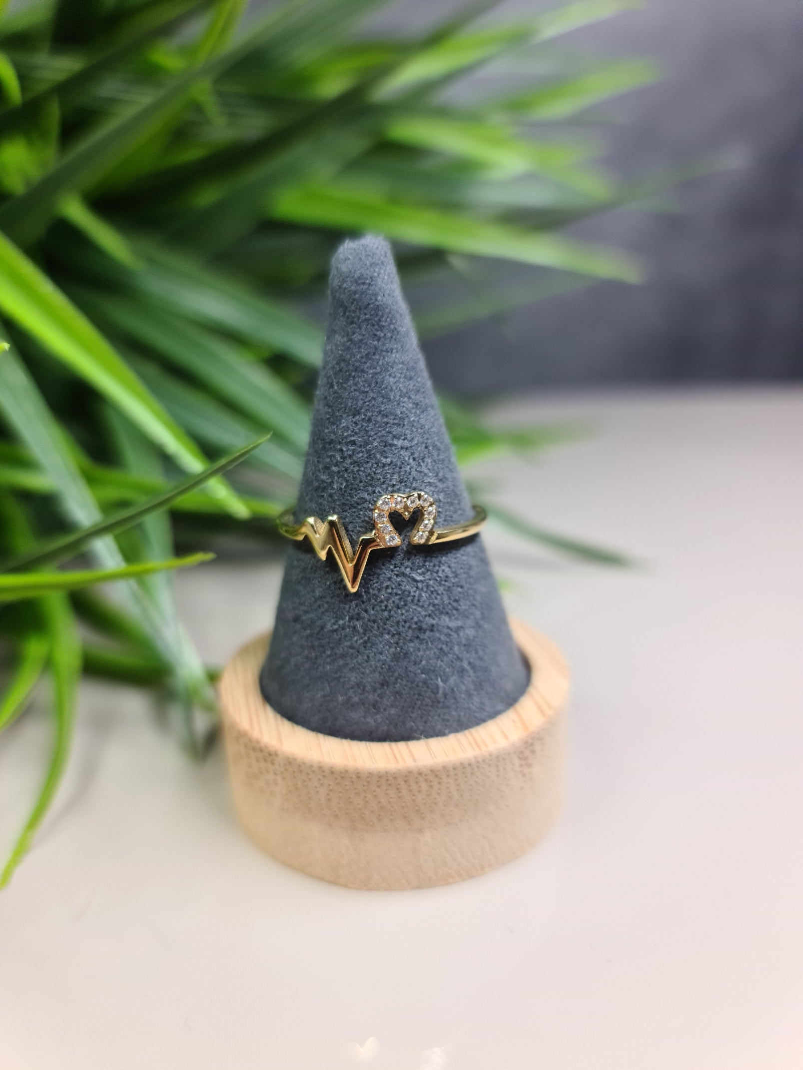 Heart line ring image 0