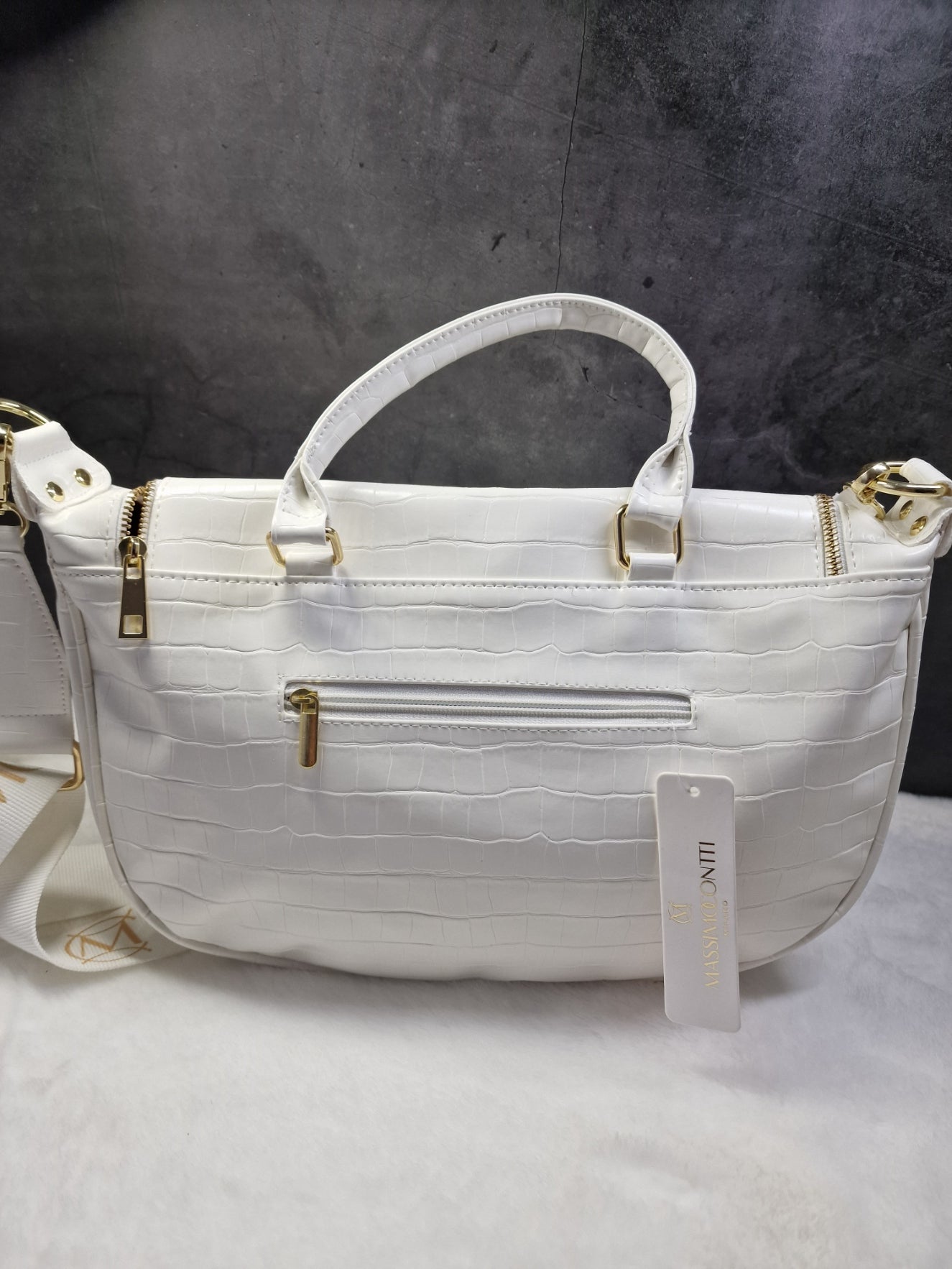 Massimo Contti cross body bag in white image 2
