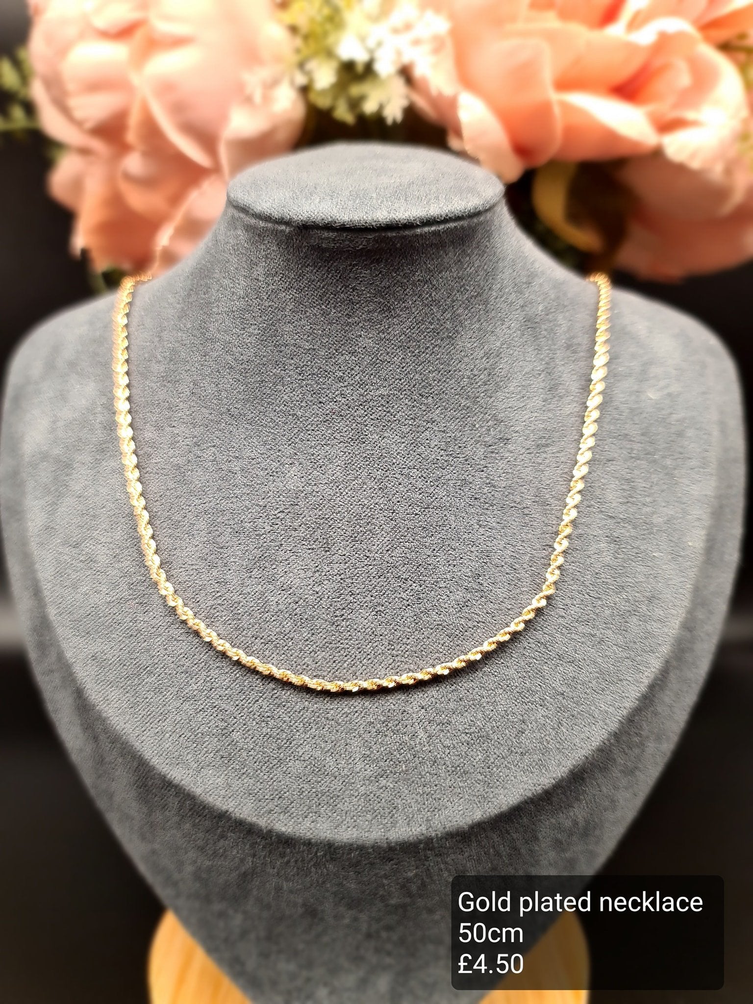 Simple necklace image 0