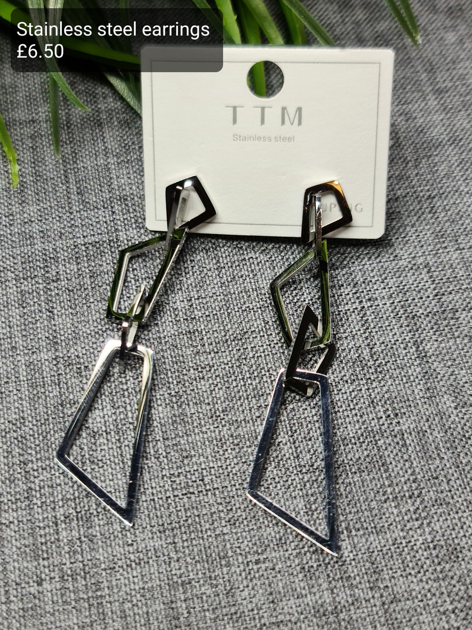 Trendy earrings image 0