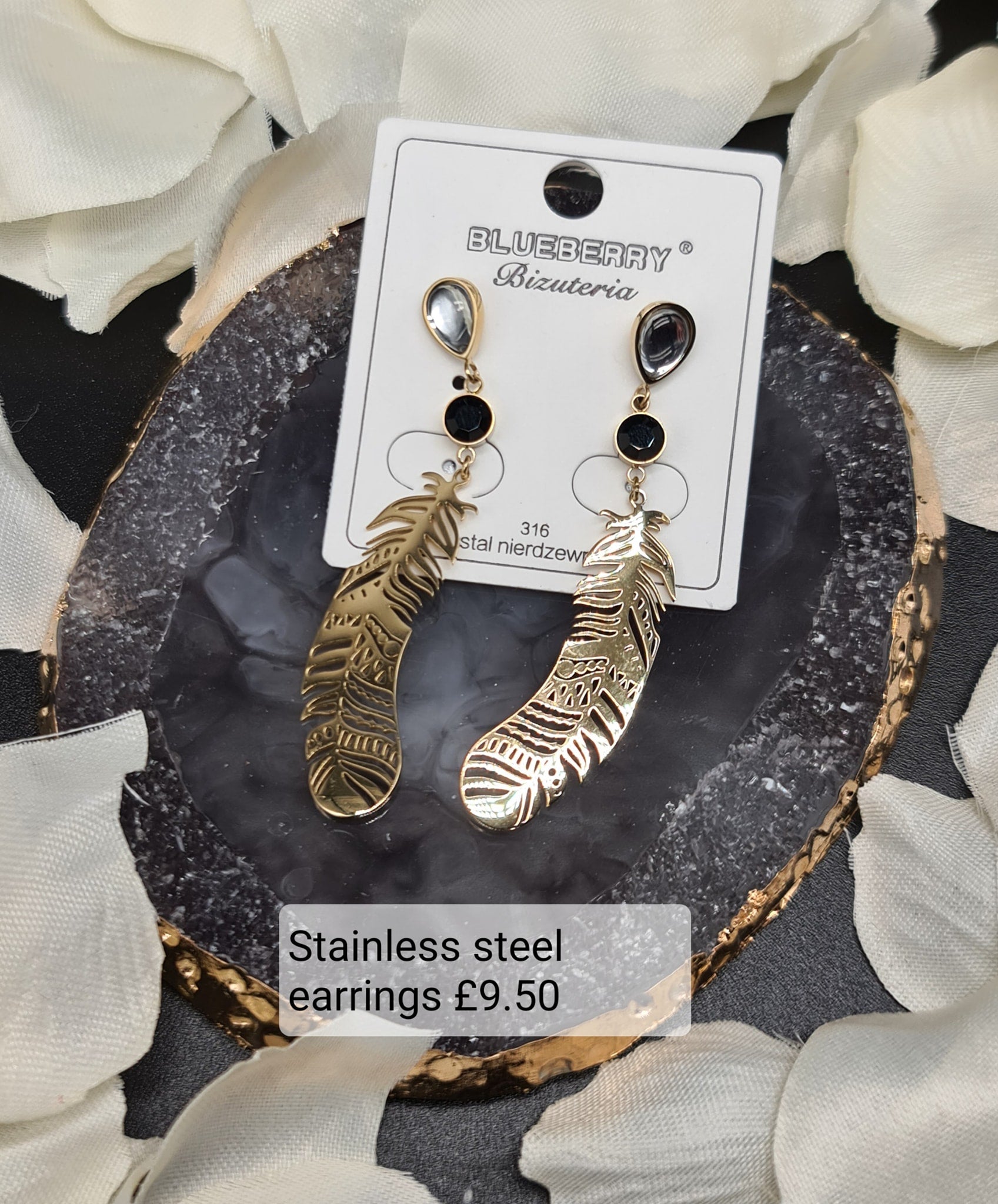 Feather earrings image 0