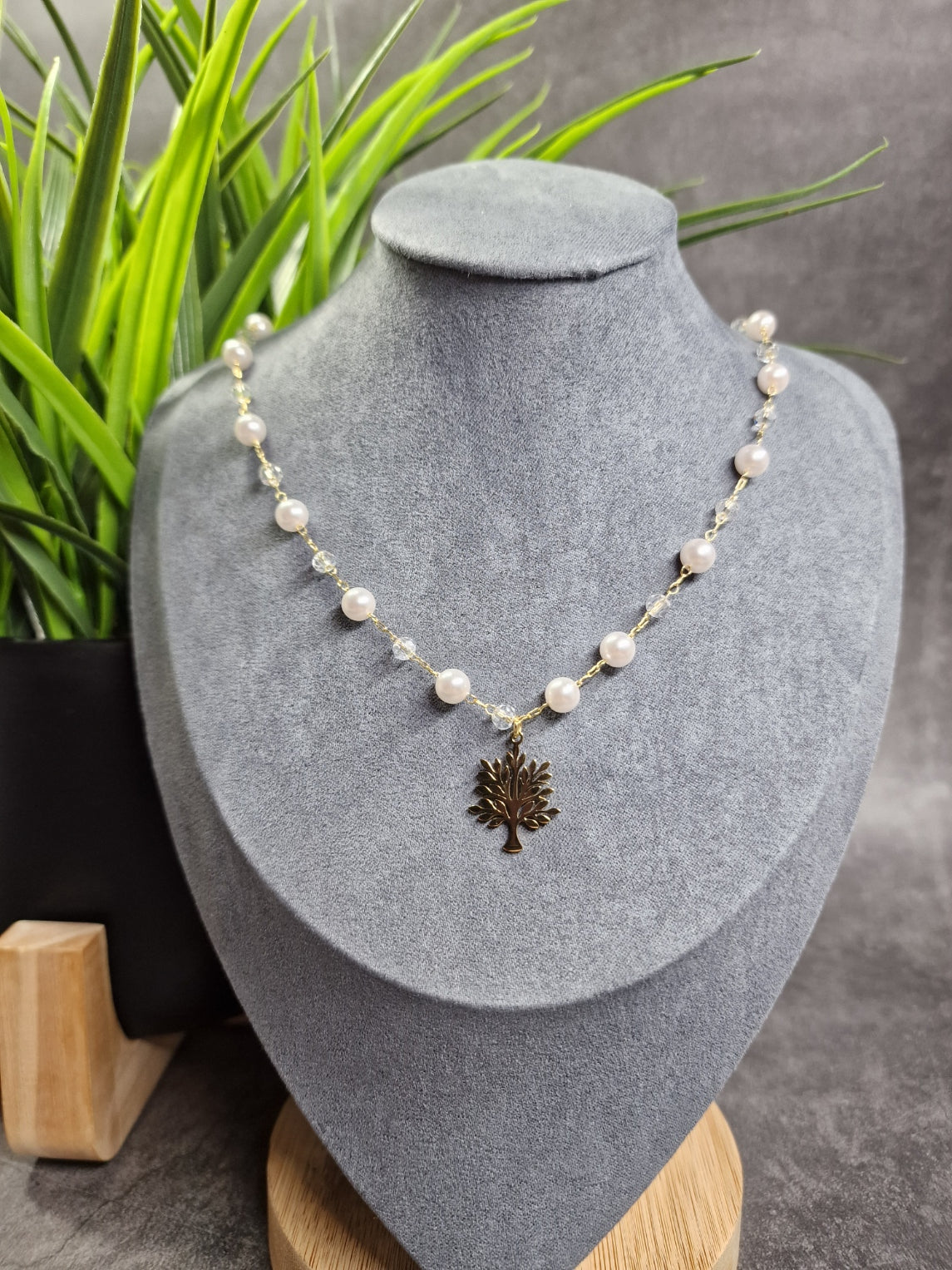Tree of life, pearls necklace image 0