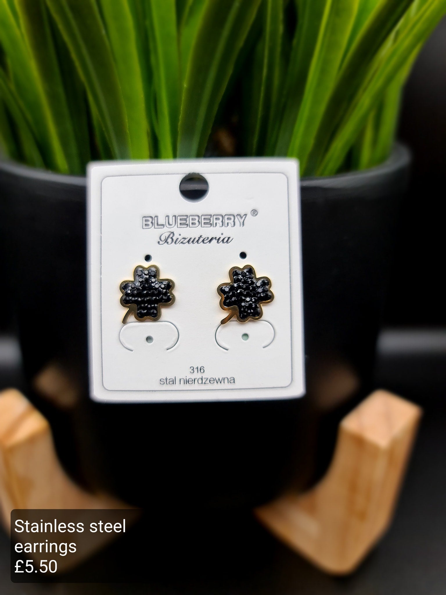 Clover earrings image 0