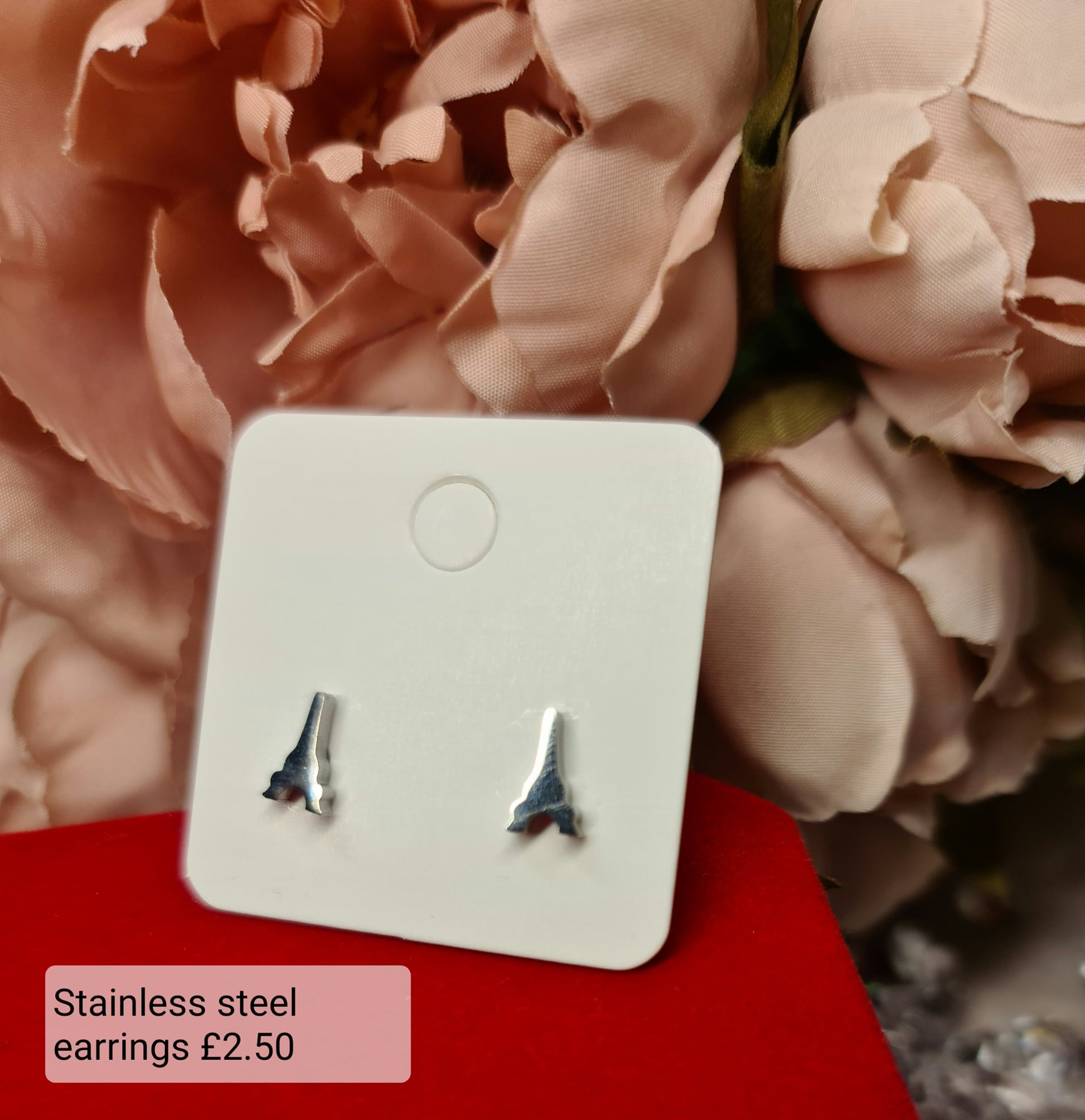 Eiffel tower earrings image 0