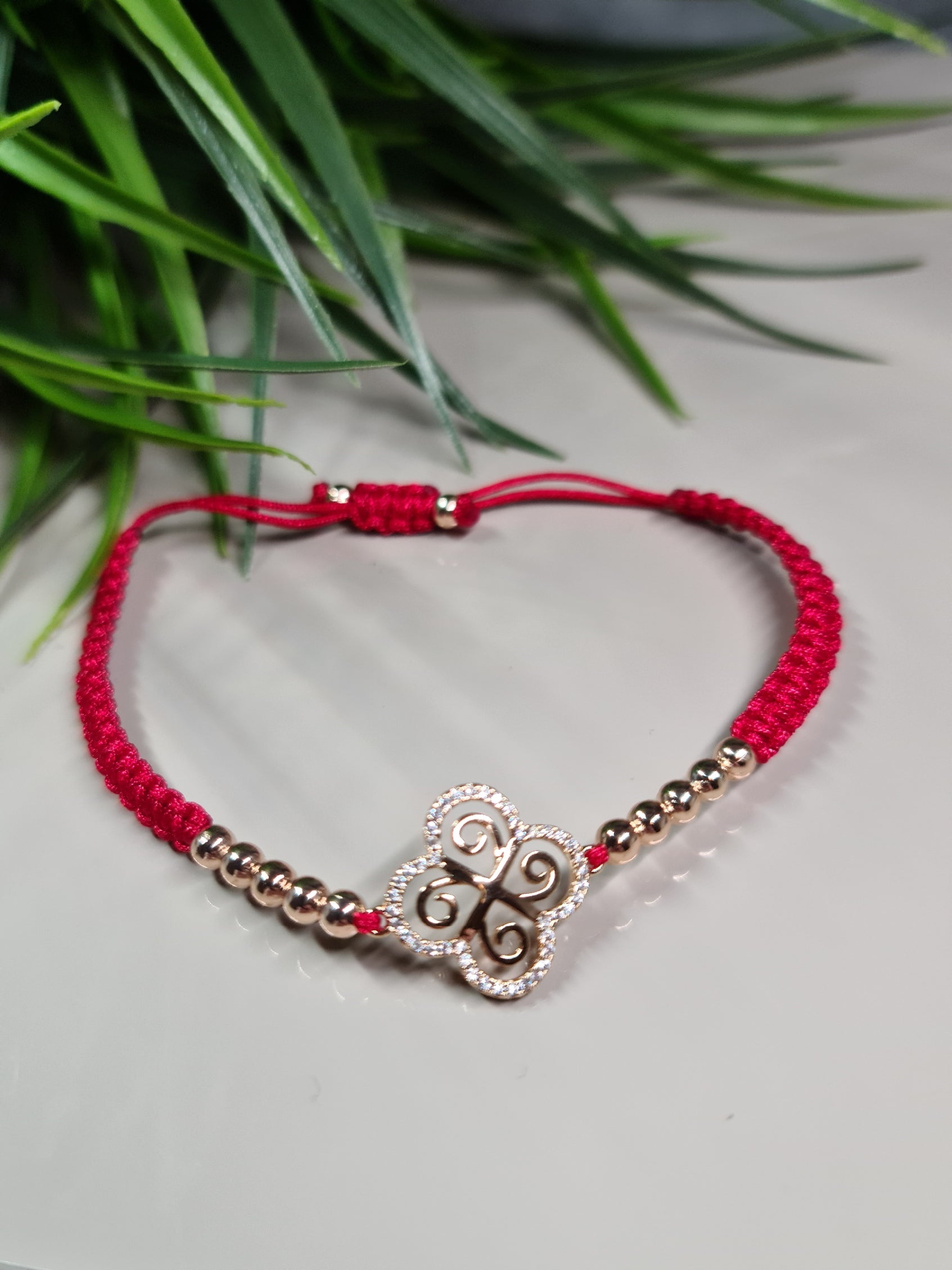 Clover bracelet image 0