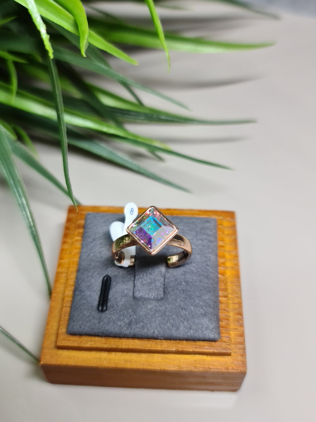 Crystal ring - multicolour image 1