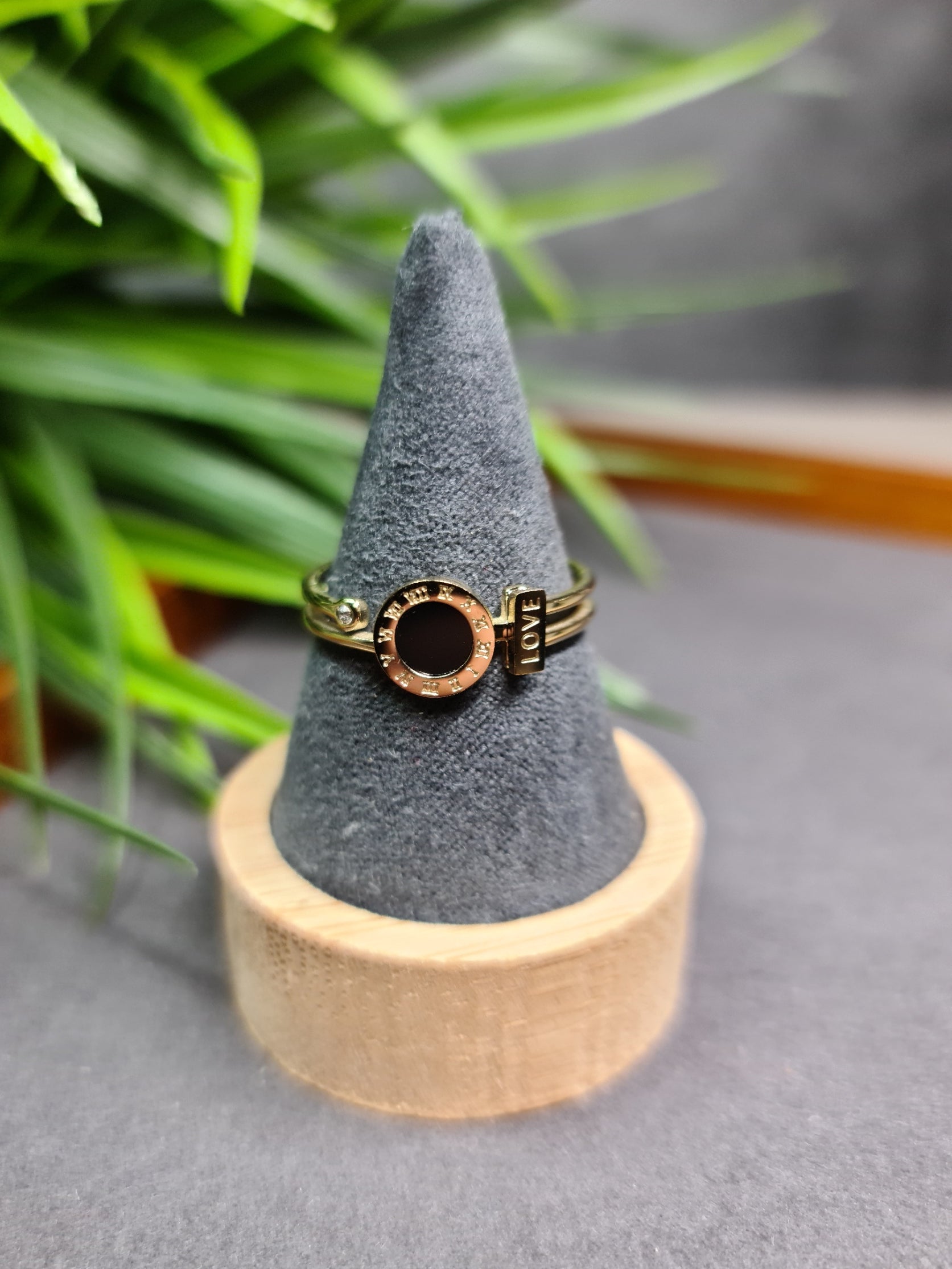 Roman numbers, love ring image 0