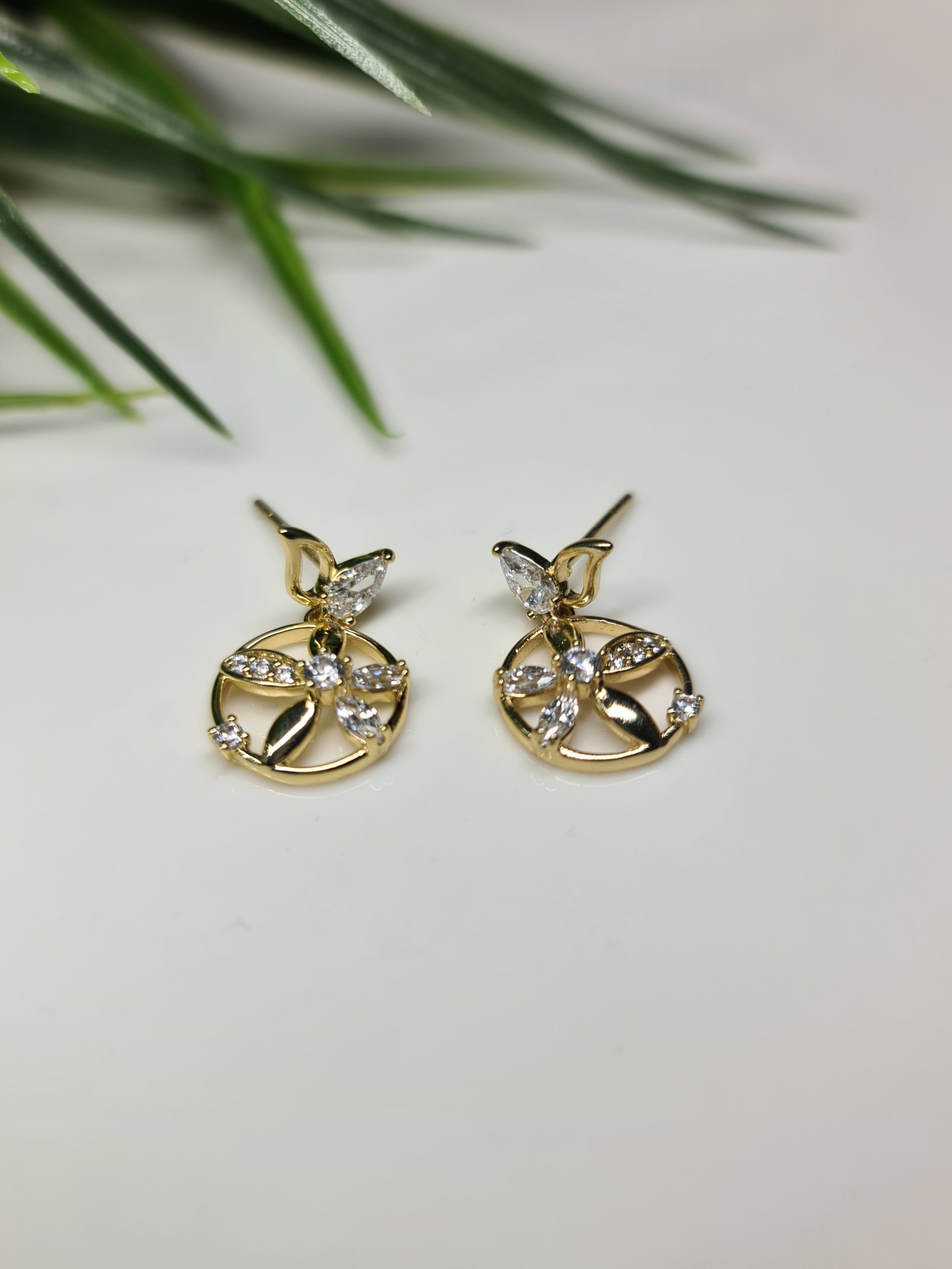 Elegant, flower earrings image 0