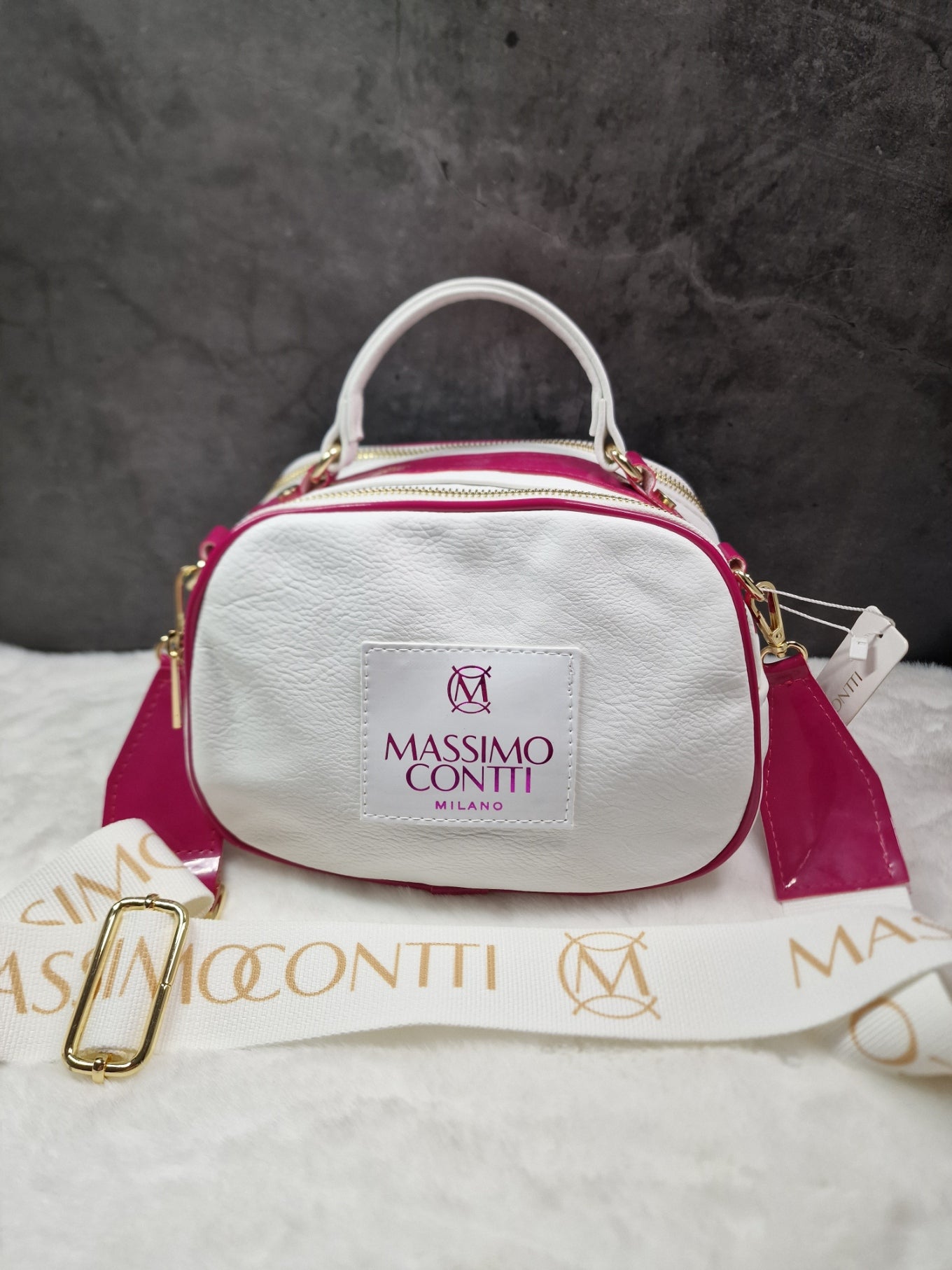 Massimo Contti - small, shoulder bag in white and fuchsia image 0