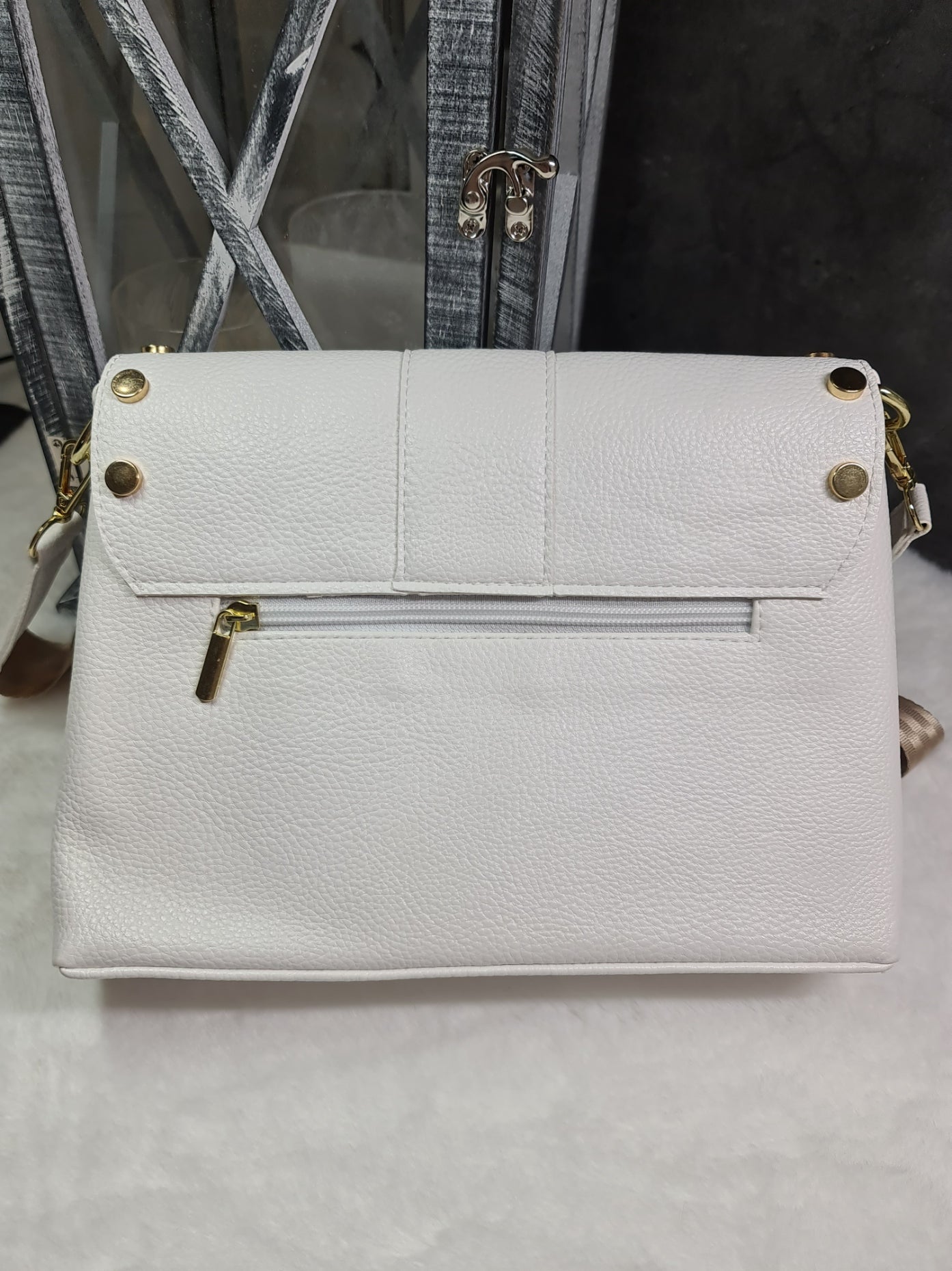 Vittoria Lucca white/gold handbag image 2